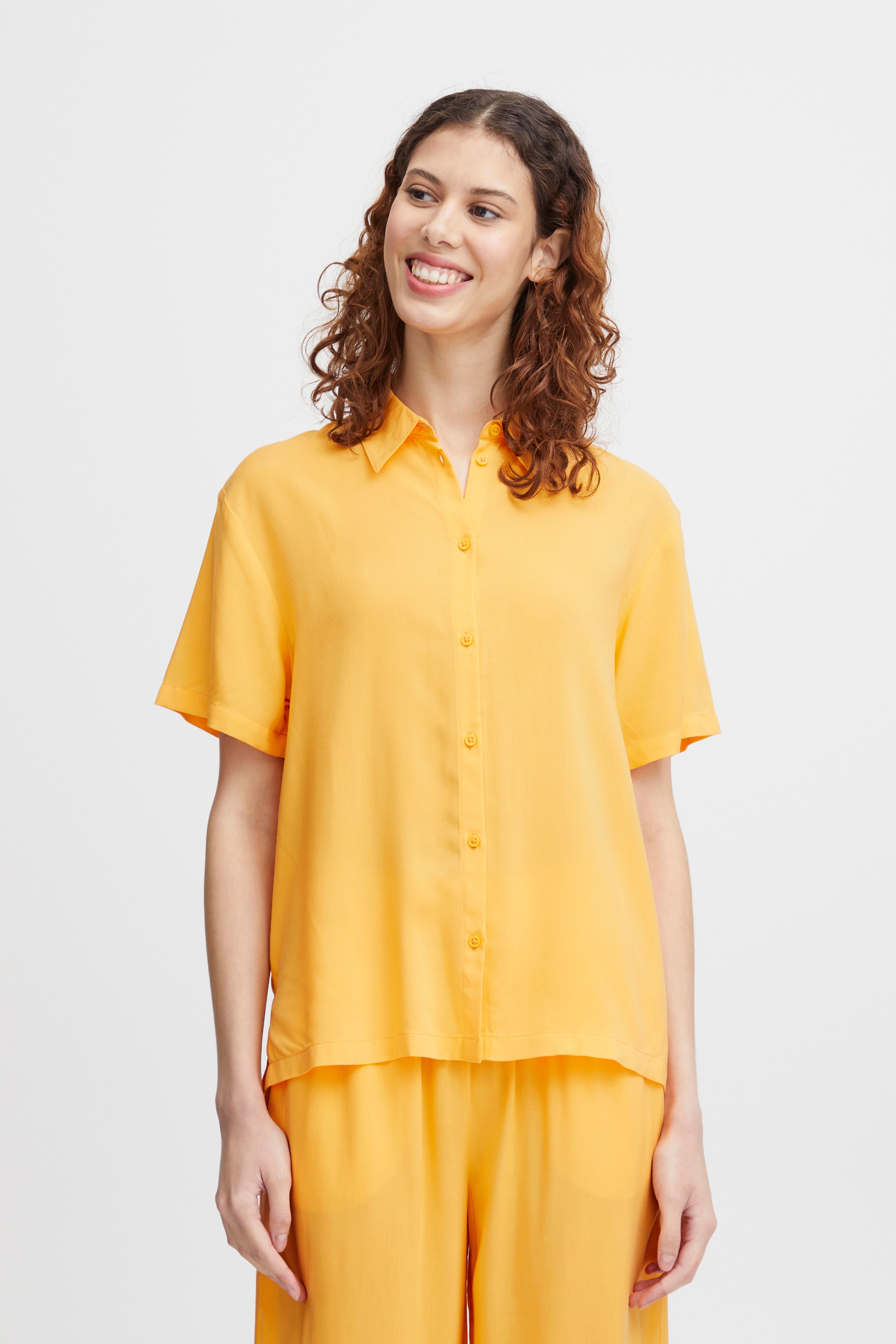 BYMMJOELLA Hemd LOOKBOOK FRONT 20814527-151160
