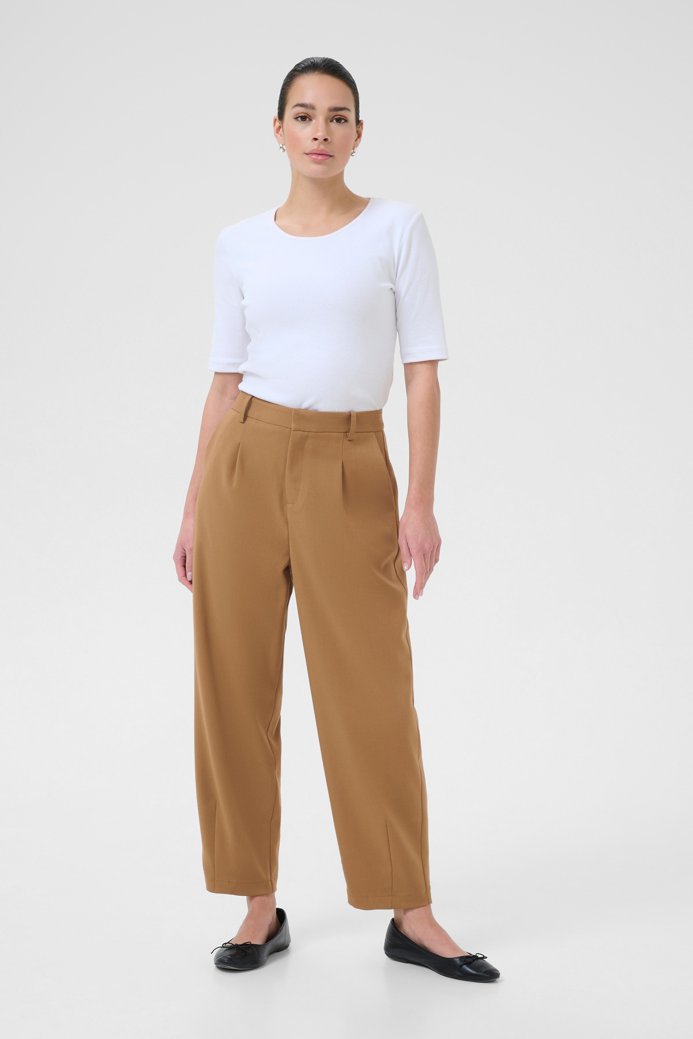 KAmerle Bukser LOOKBOOK FRONT 10504769-181029