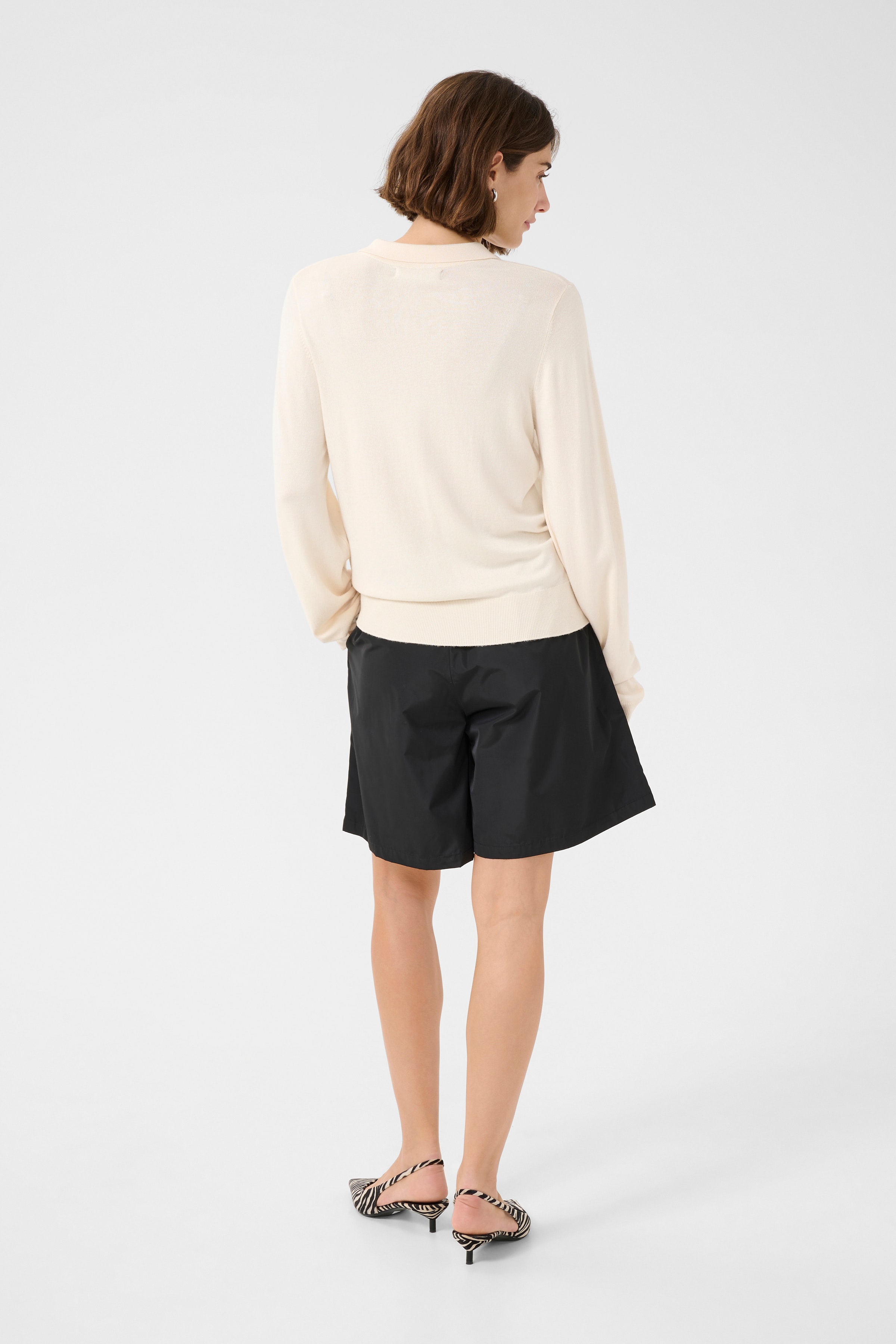 CUebba Pullover LOOKBOOK BACK 50111974-120304