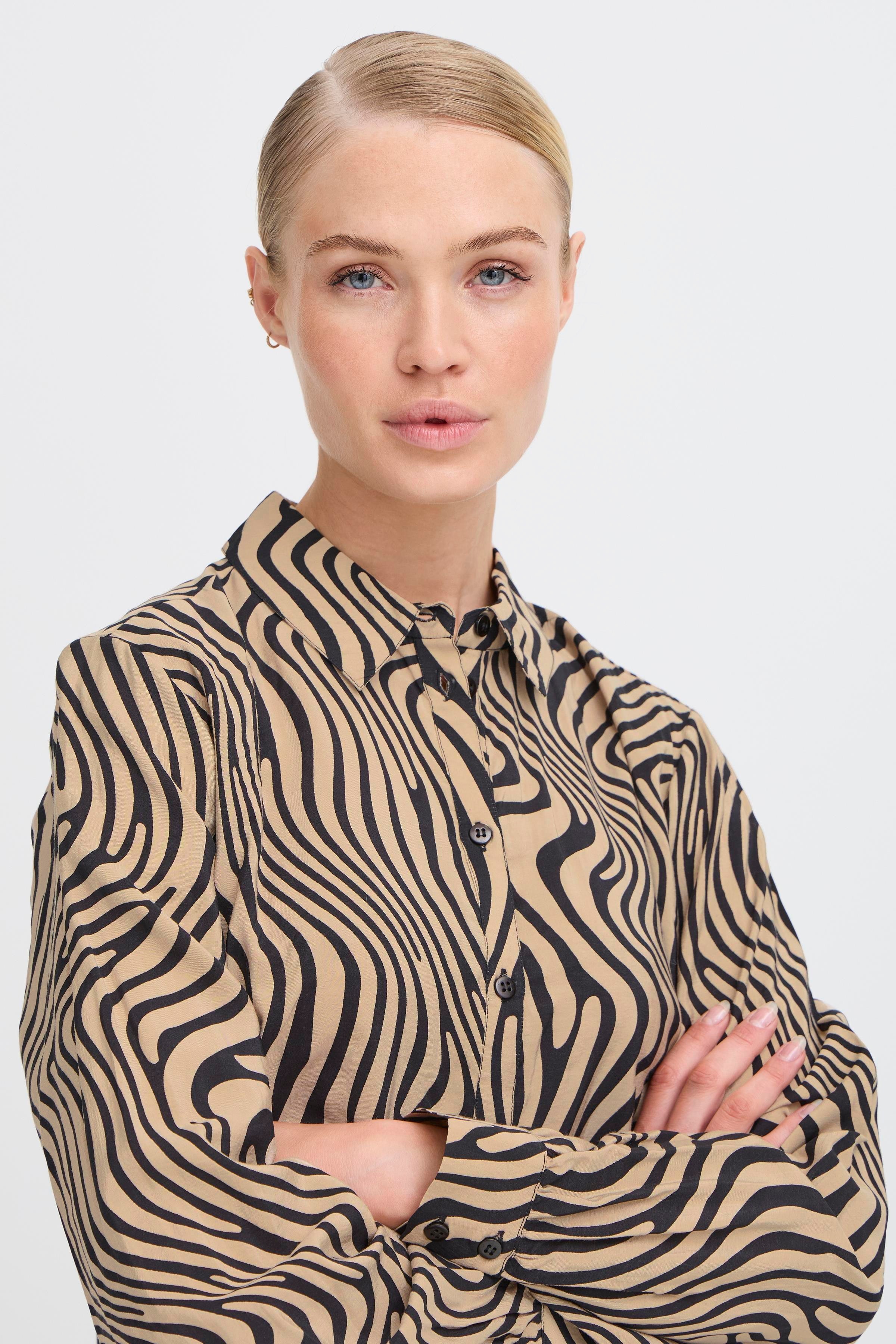 BYHELVIG Hemd LOOKBOOK DETAIL 20817037-204960