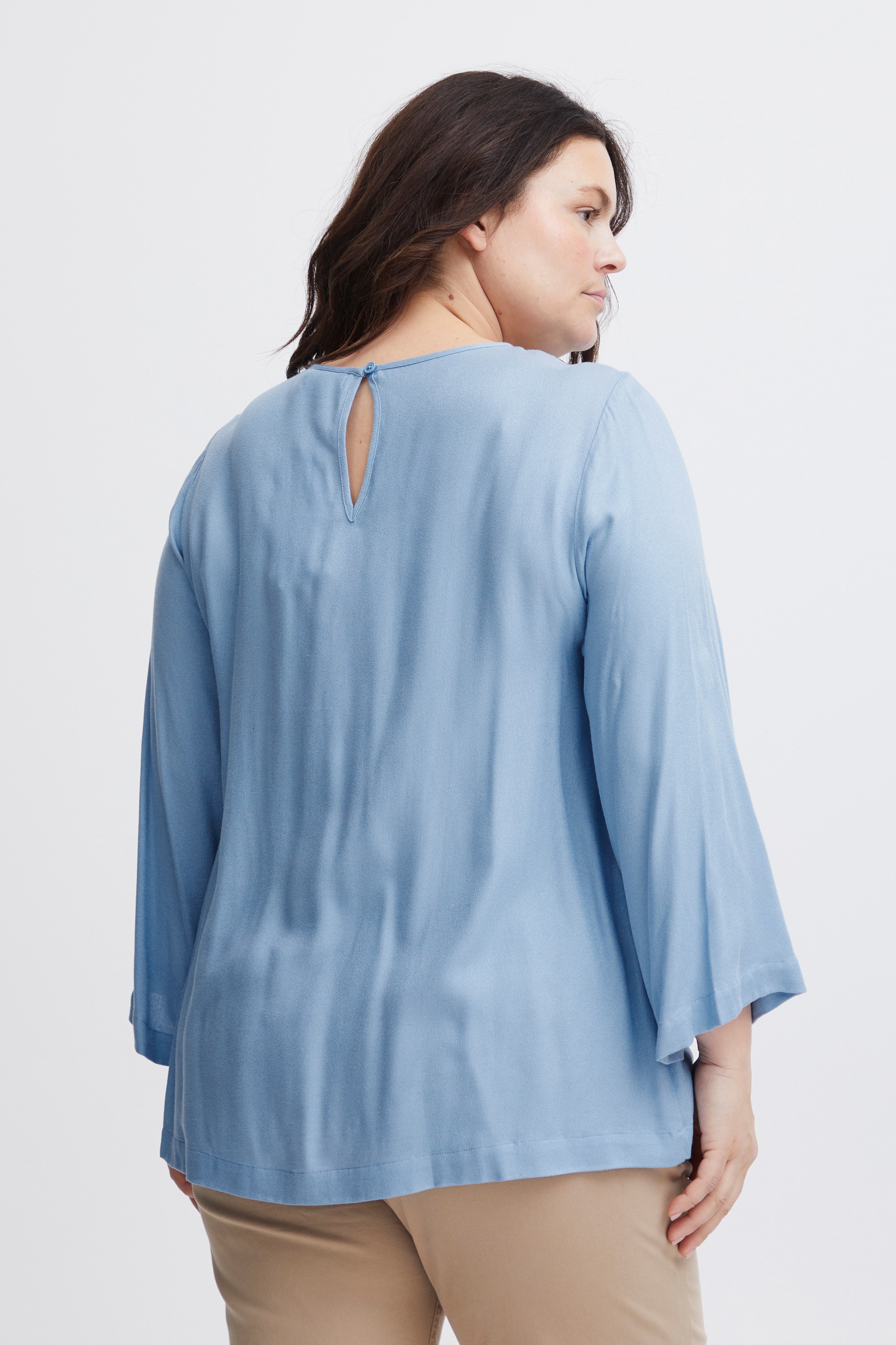 SWZURI Blouse LOOKBOOK BACK 20613397-164022