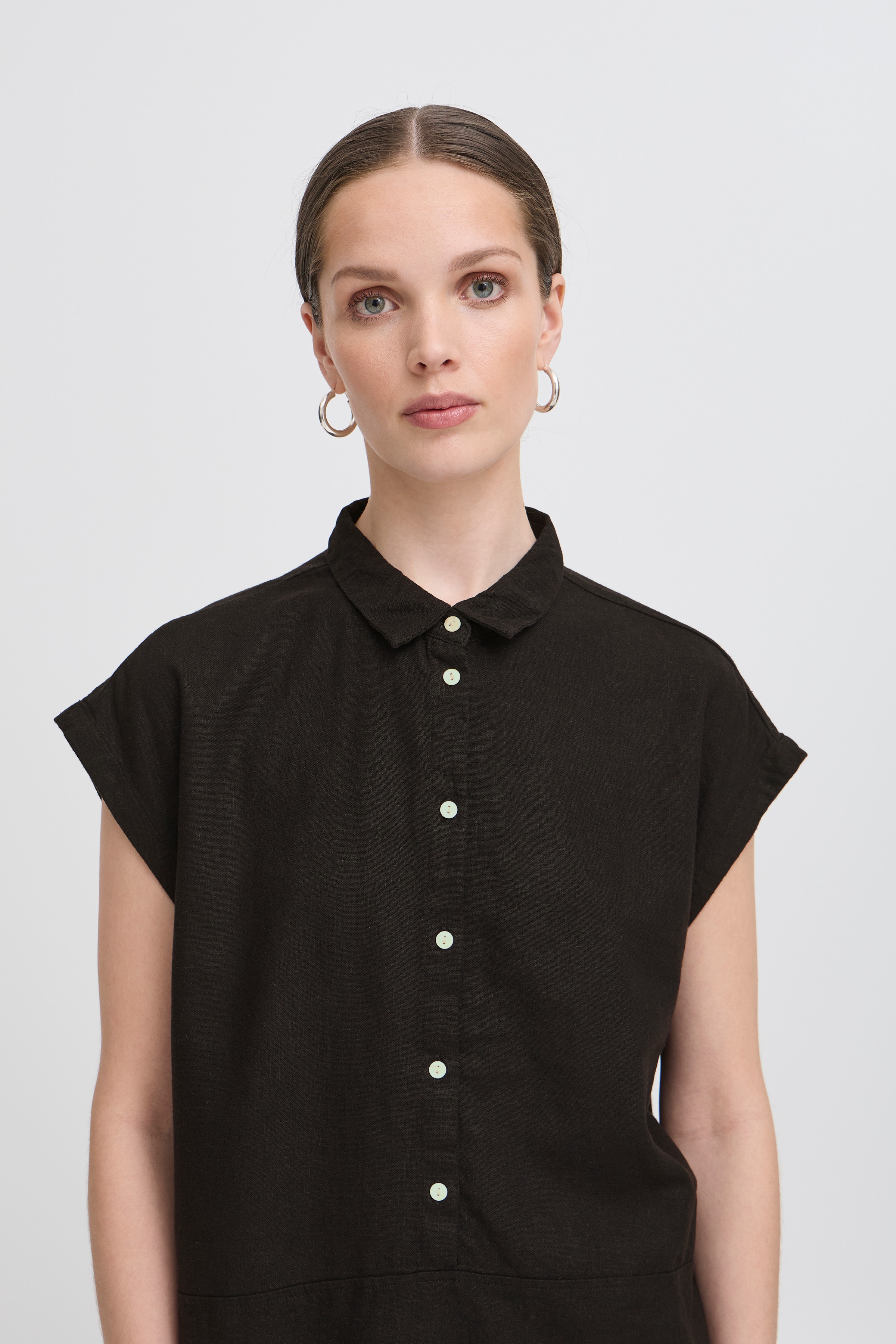 IHLINNO Bluse LOOKBOOK DETAIL 20122922-194008