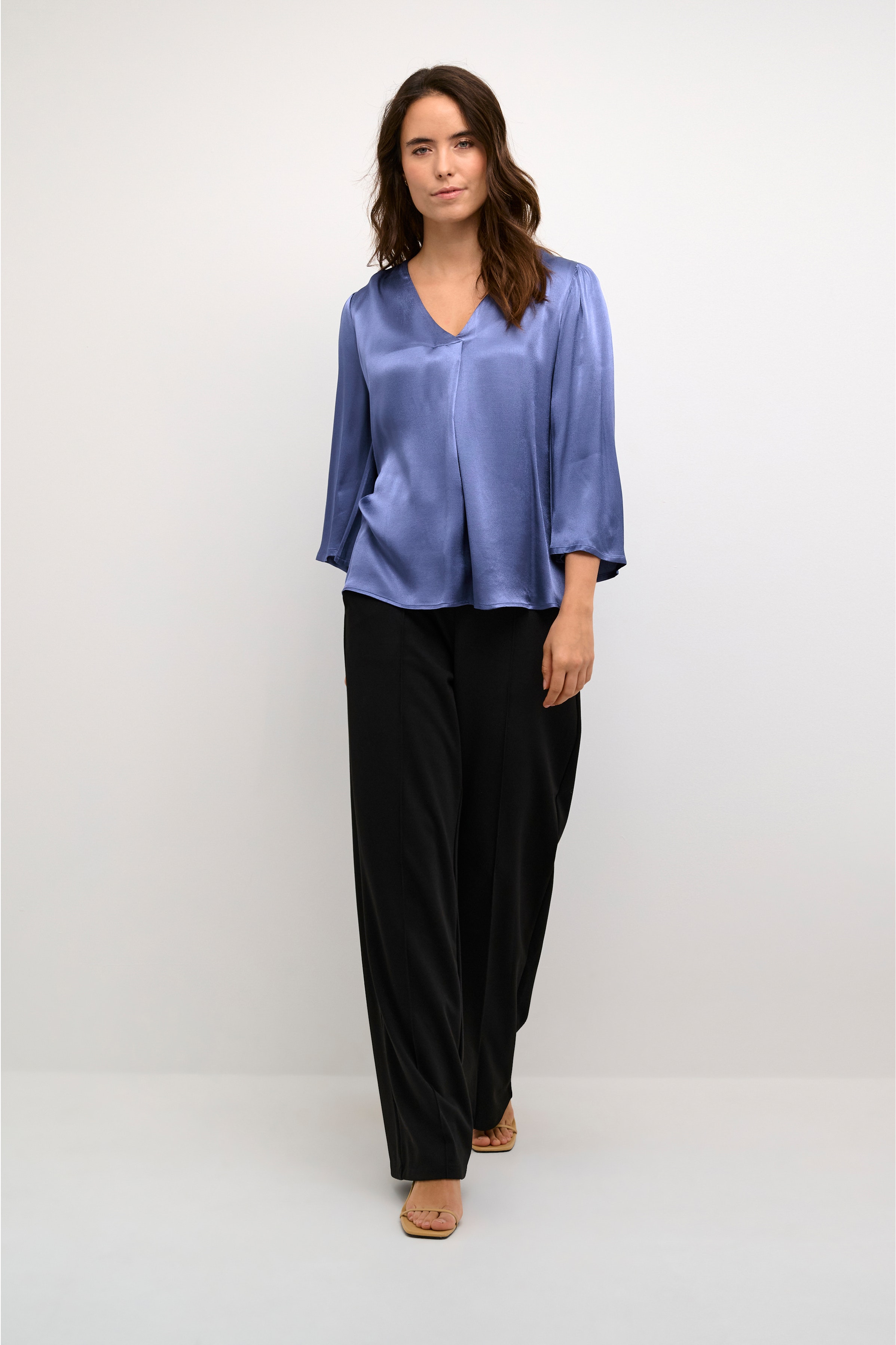 KAkaren Bluse LOOKBOOK FRONT 10508860-193928