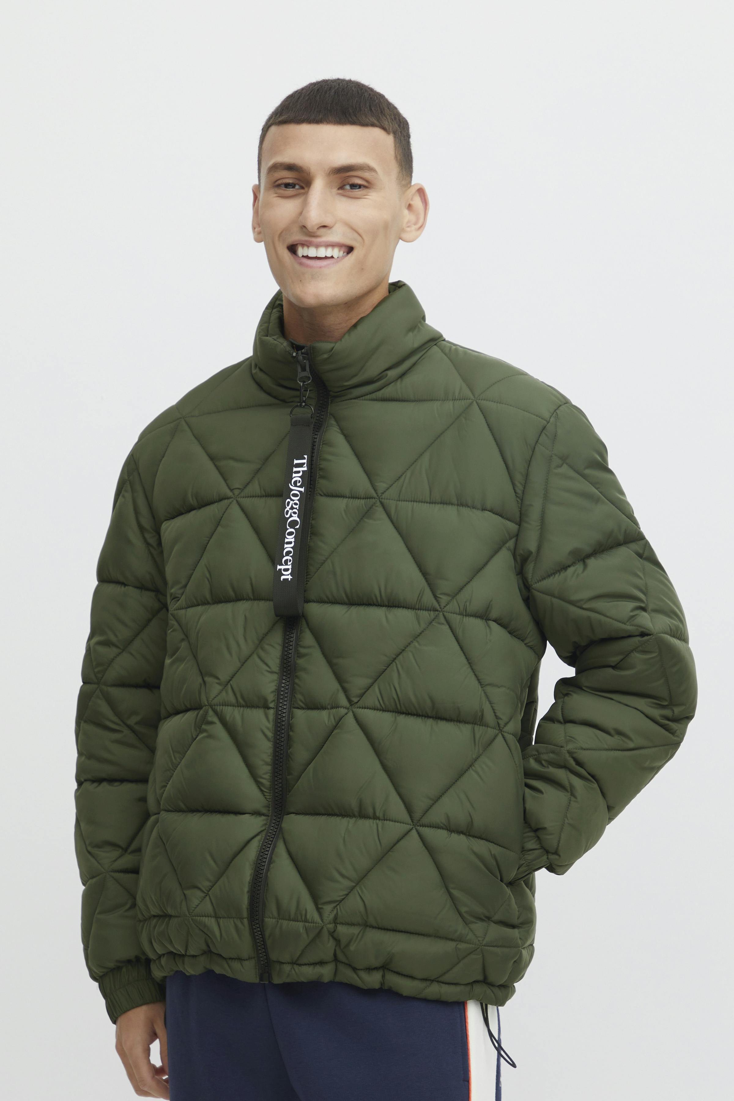 JCMCARL Outerwear LOOKBOOK FRONT 22800388-190419