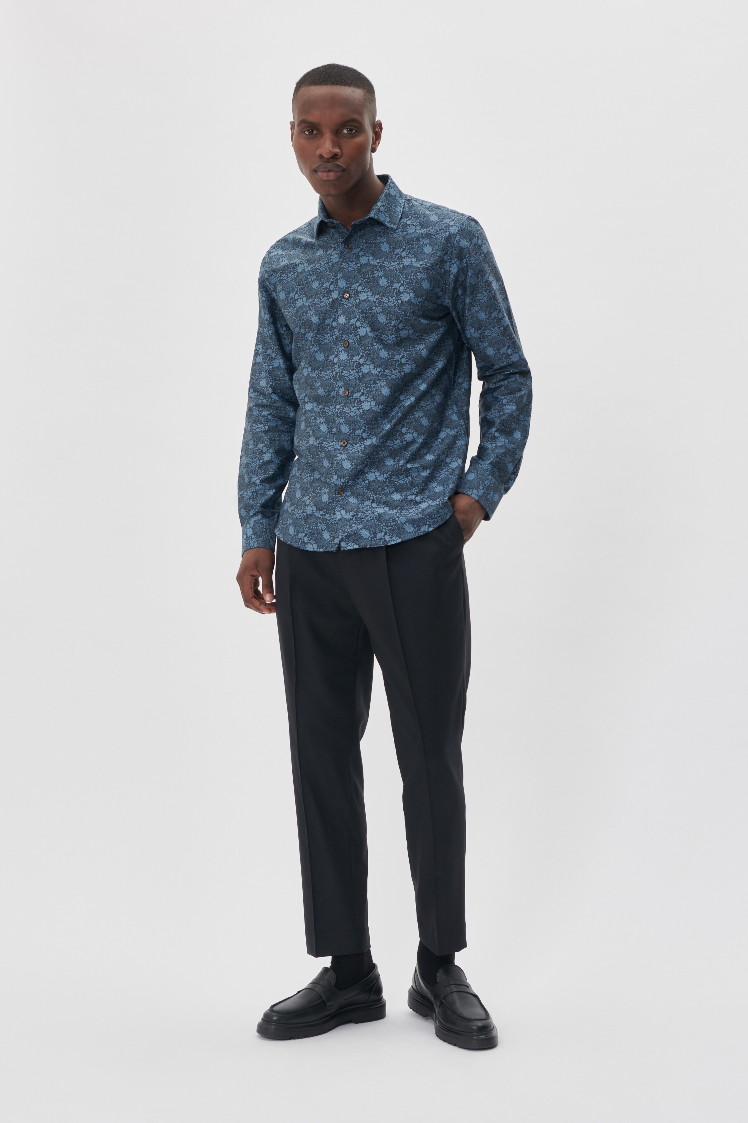 MAtrostol Shirt LOOKBOOK FRONT 30207541-183923