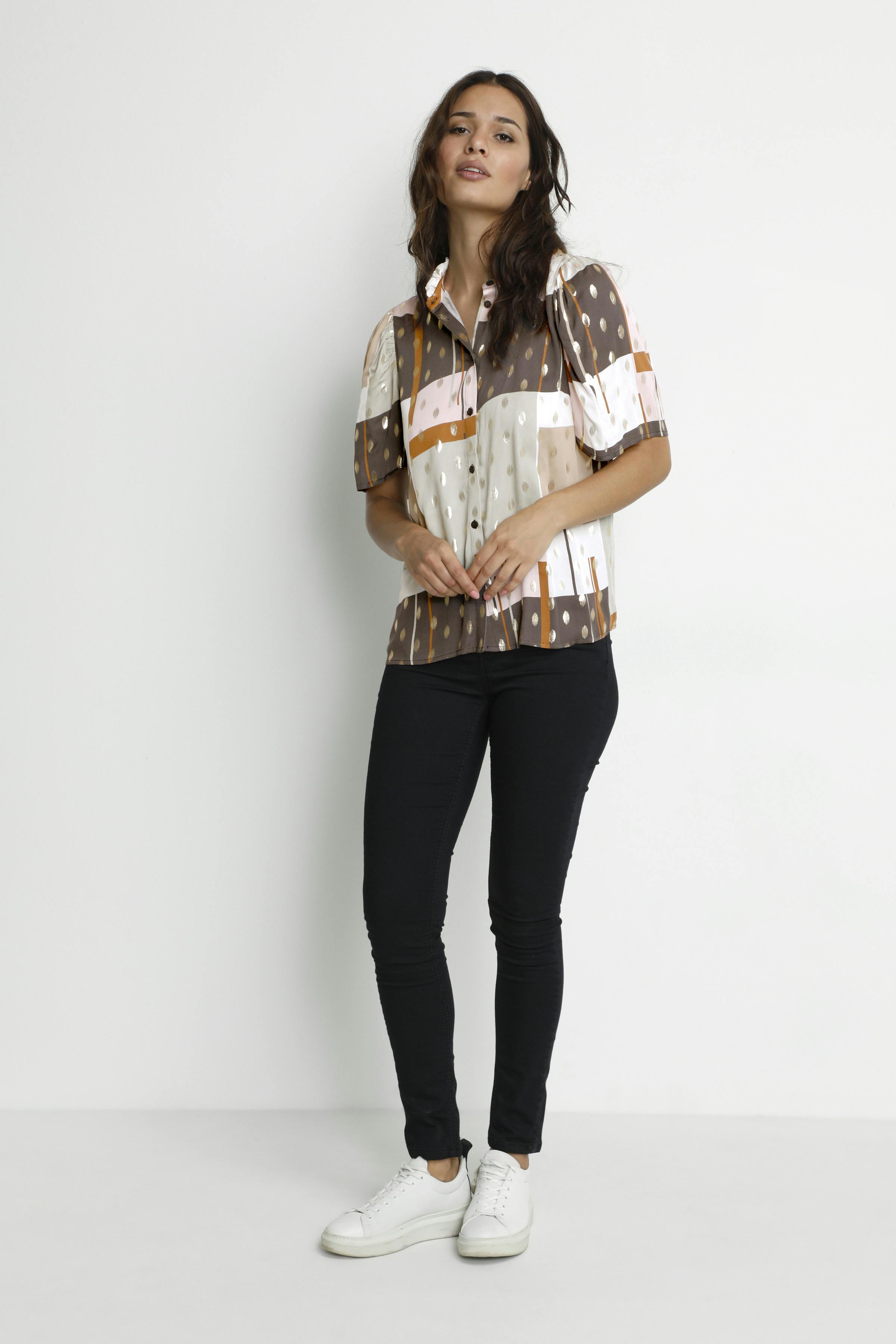 CUkara Shirt LOOKBOOK FRONT 50108731-166008