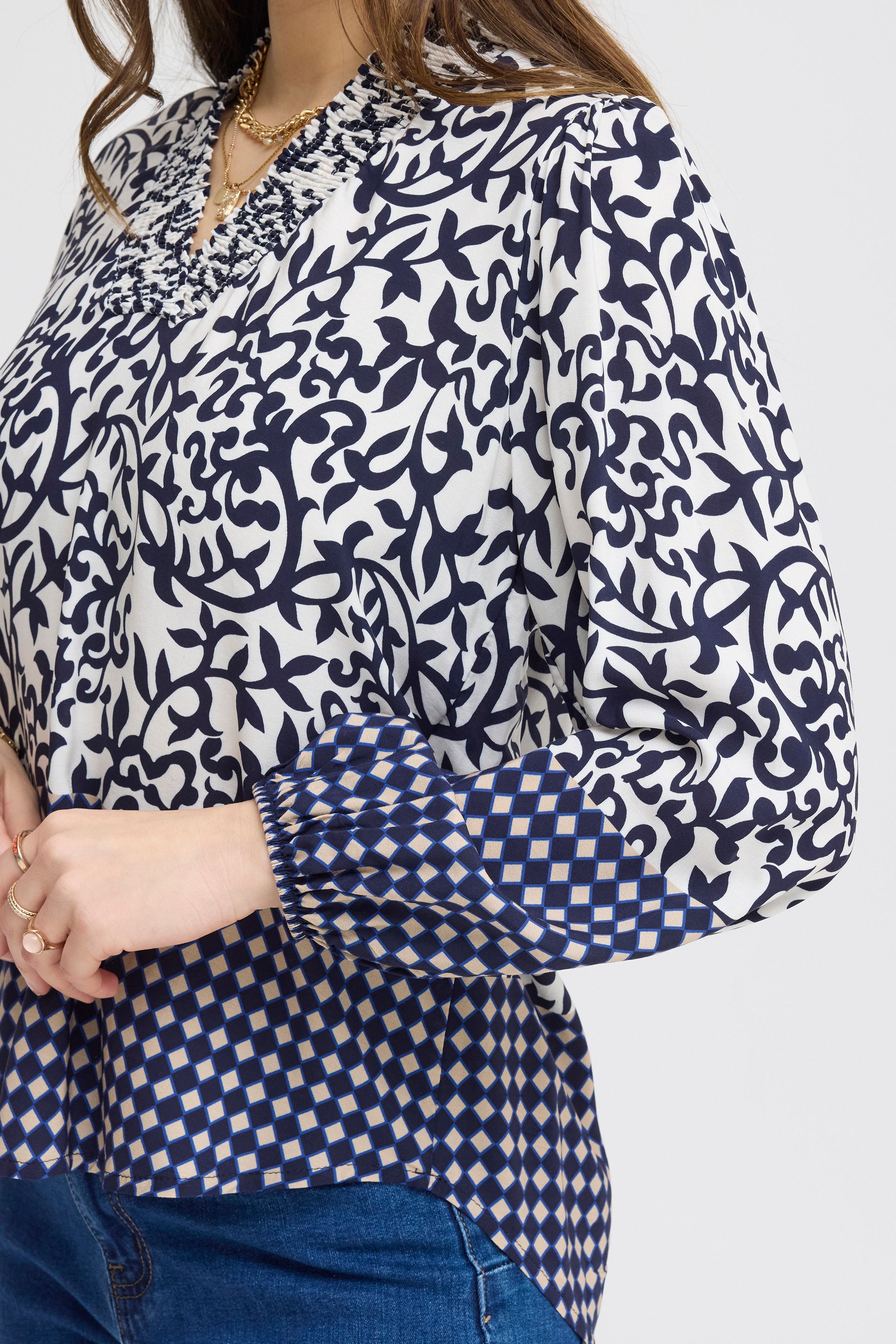 SBBOLETTE Bluse LOOKBOOK DETAIL 22100931-193923