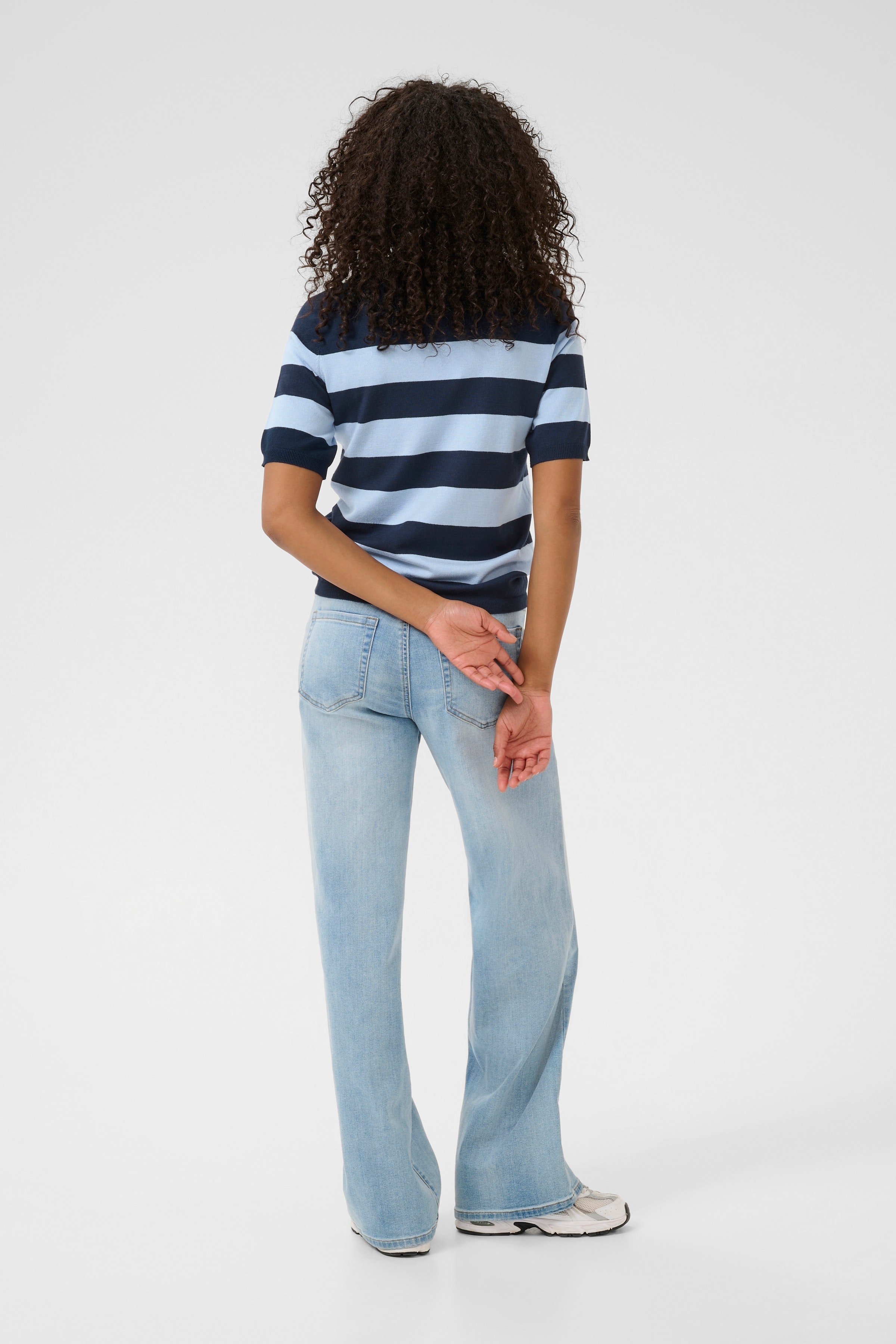 KAlizza Pullover LOOKBOOK BACK 10508410-107979