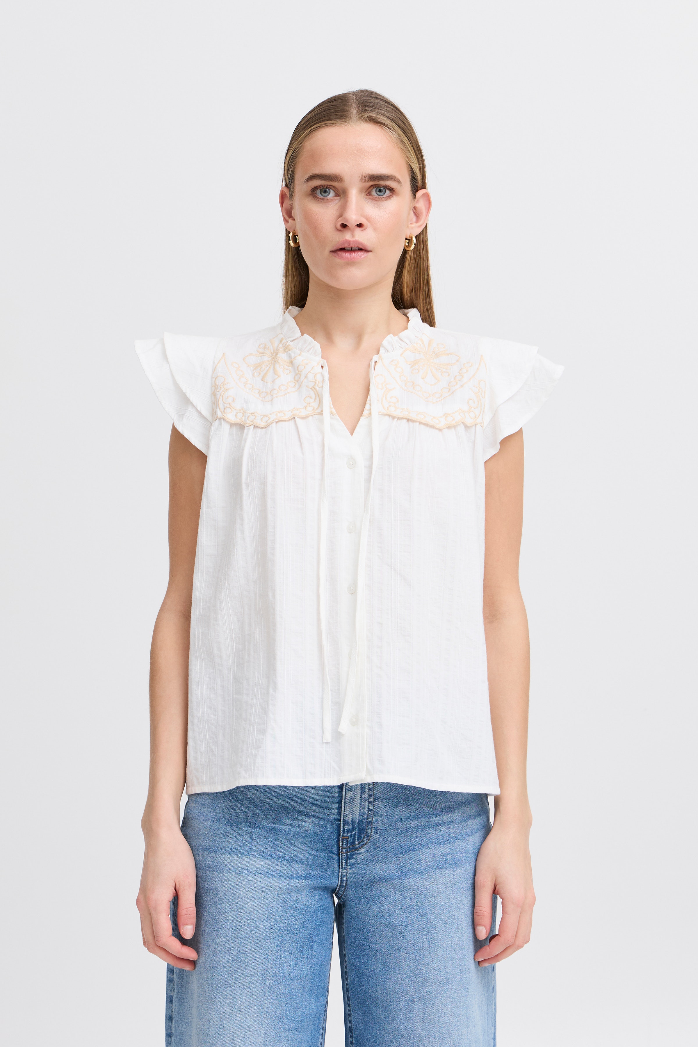 IHGAELLE Kortermet bluse LOOKBOOK FRONT 20122784-114201