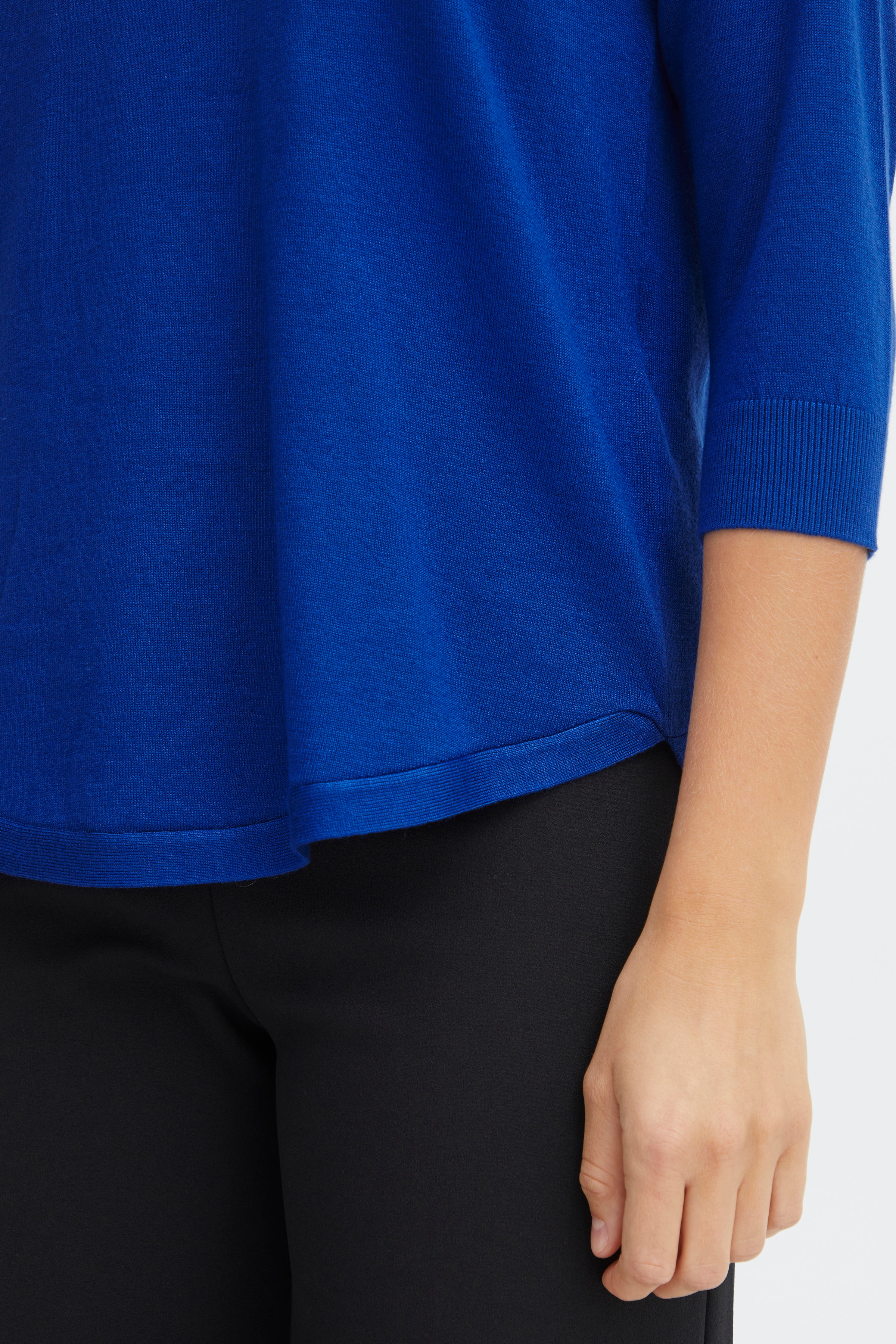 ZUBASIC Pullover LOOKBOOK DETAIL 20607204-193952