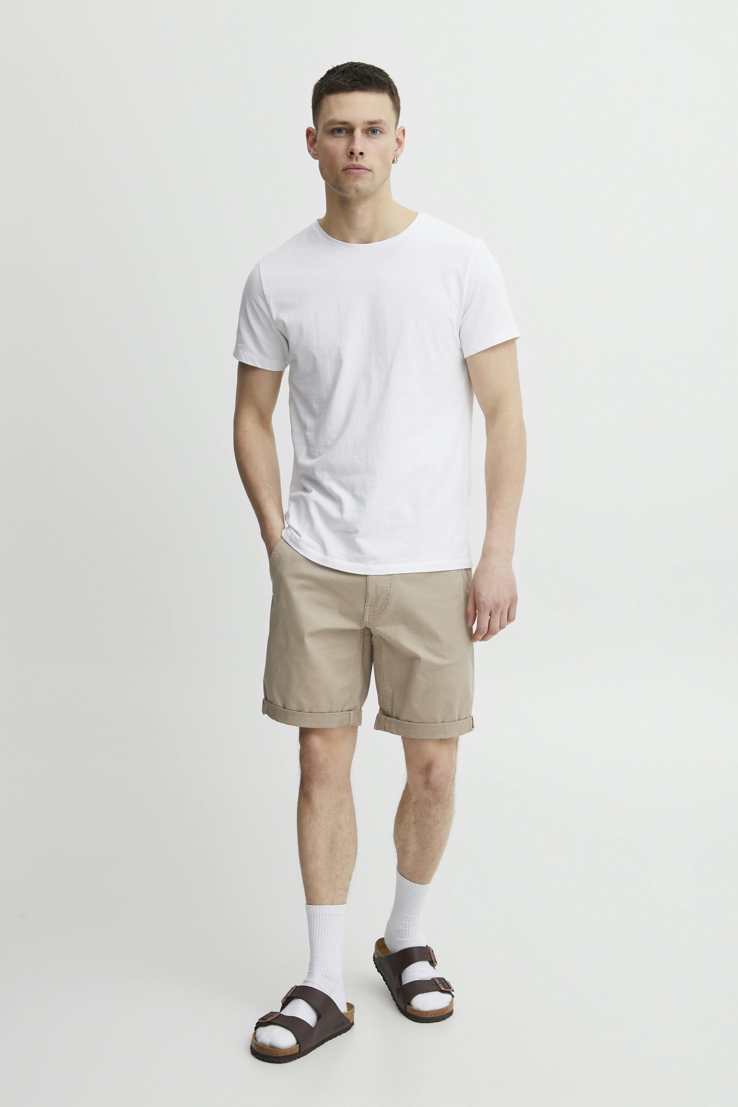 Shorts LOOKBOOK FRONT 20715125-161104