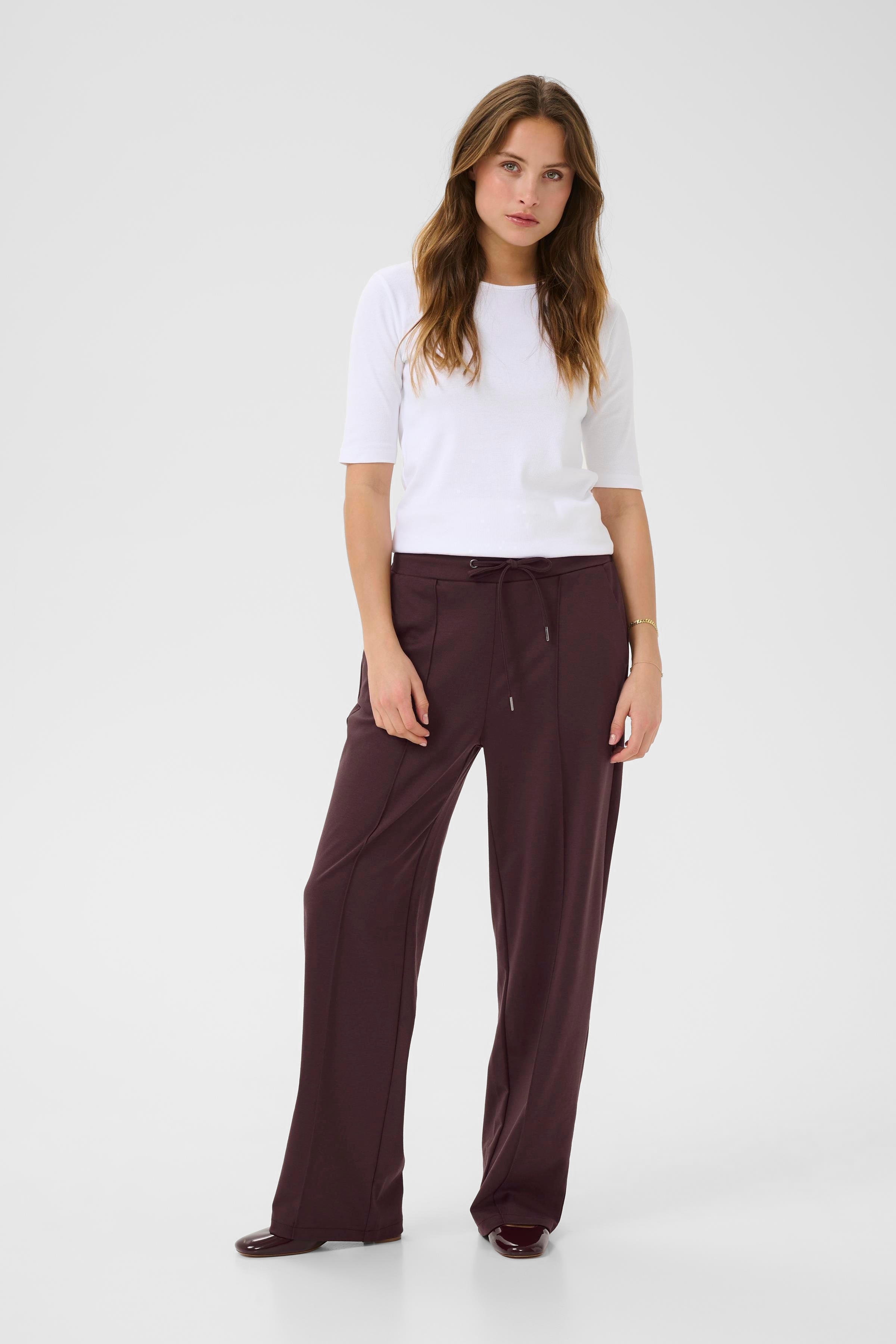 KAjenny Straight Bukser LOOKBOOK FRONT 10508621-191619