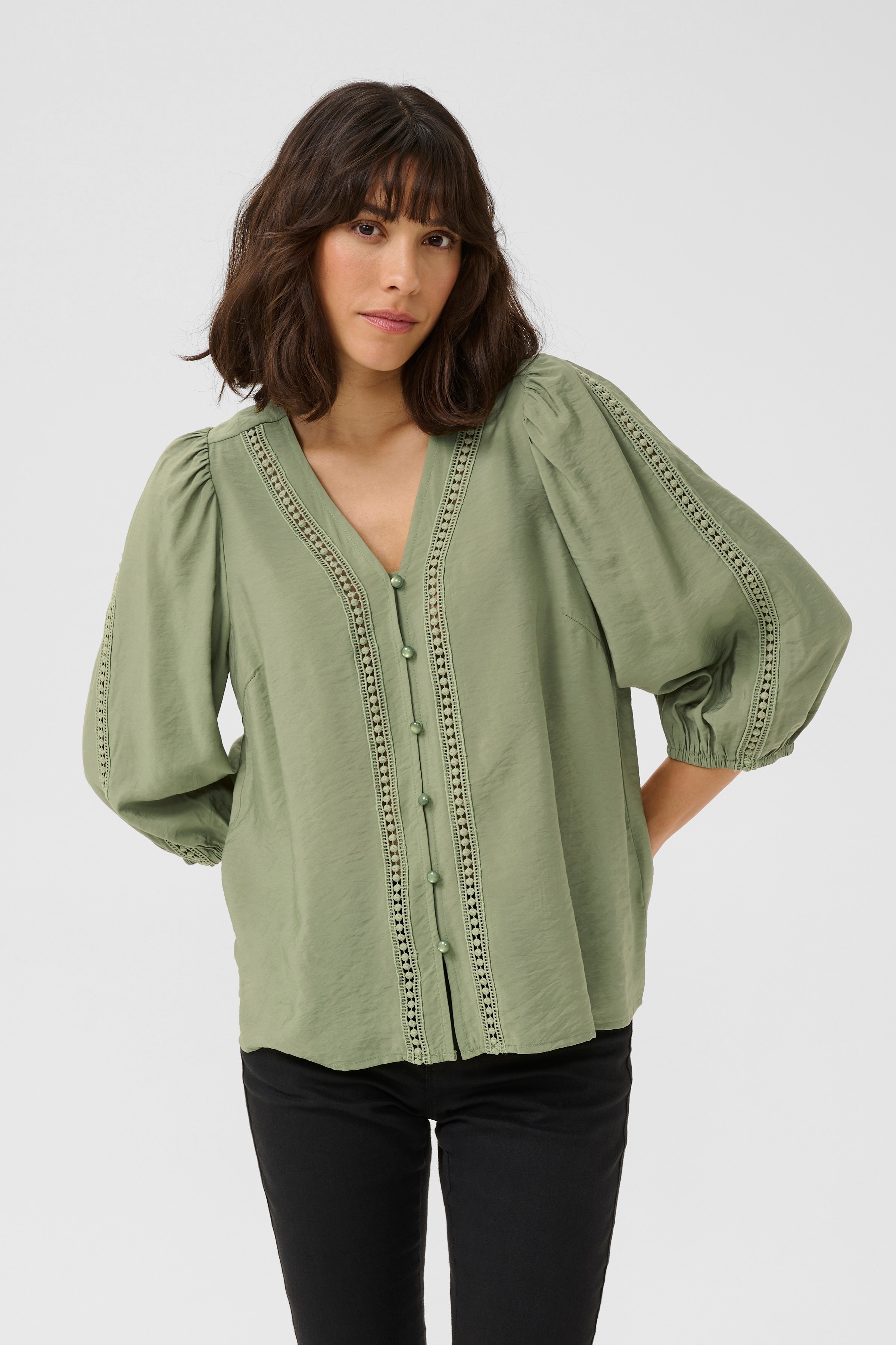 KAsonja Bluse LOOKBOOK FRONT 10508321-170115