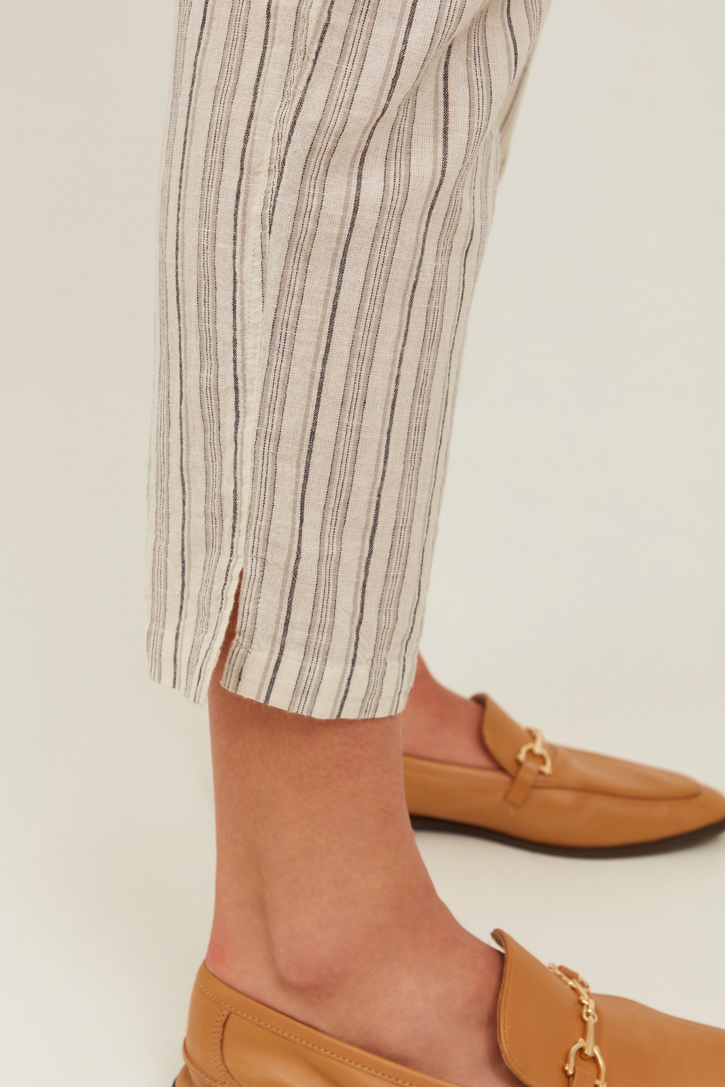Casual pants LOOKBOOK DETAIL 20609263-200739
