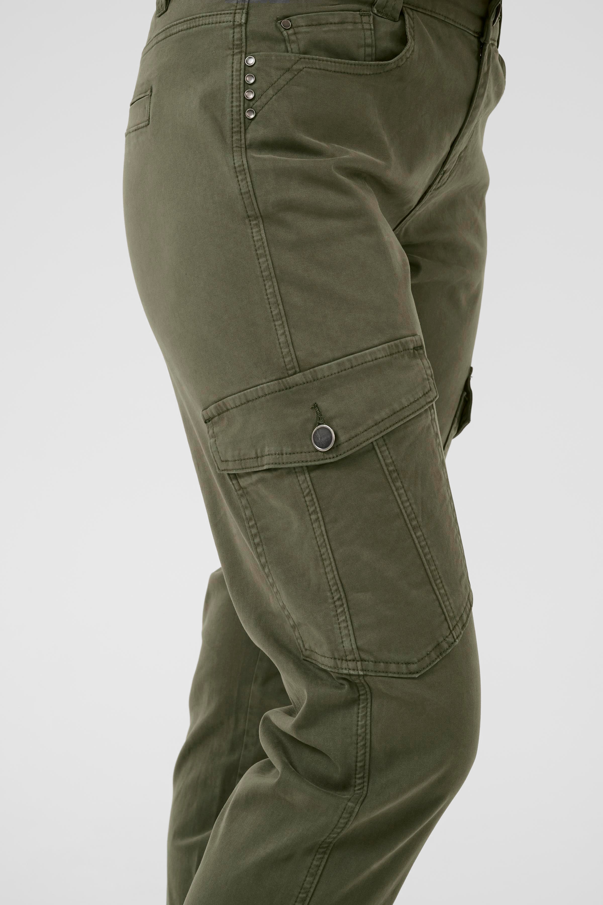 BPsarah Hose LOOKBOOK DETAIL 40200071-190511