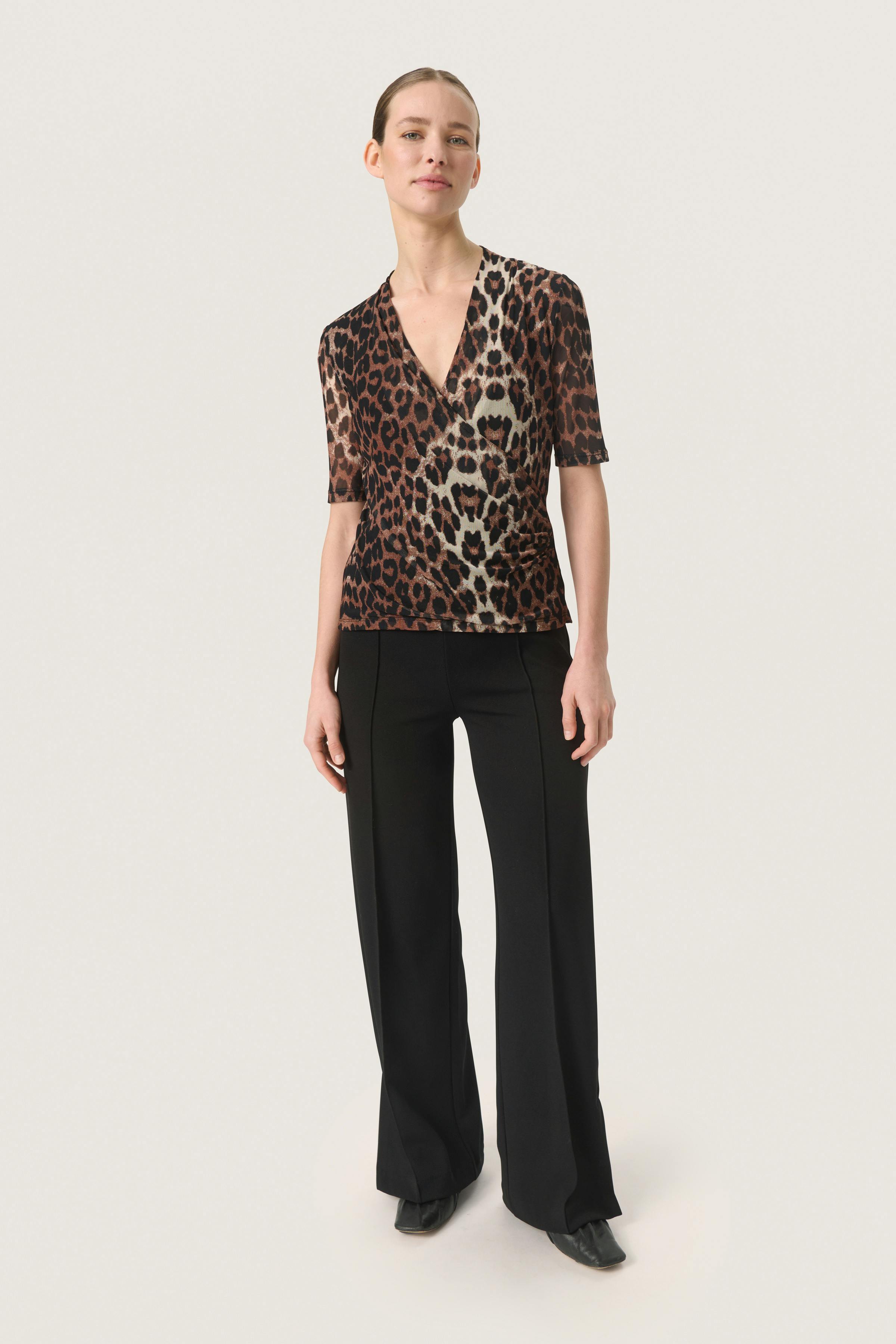 SLAldora leopard Blus LOOKBOOK FRONT 30407601-303053