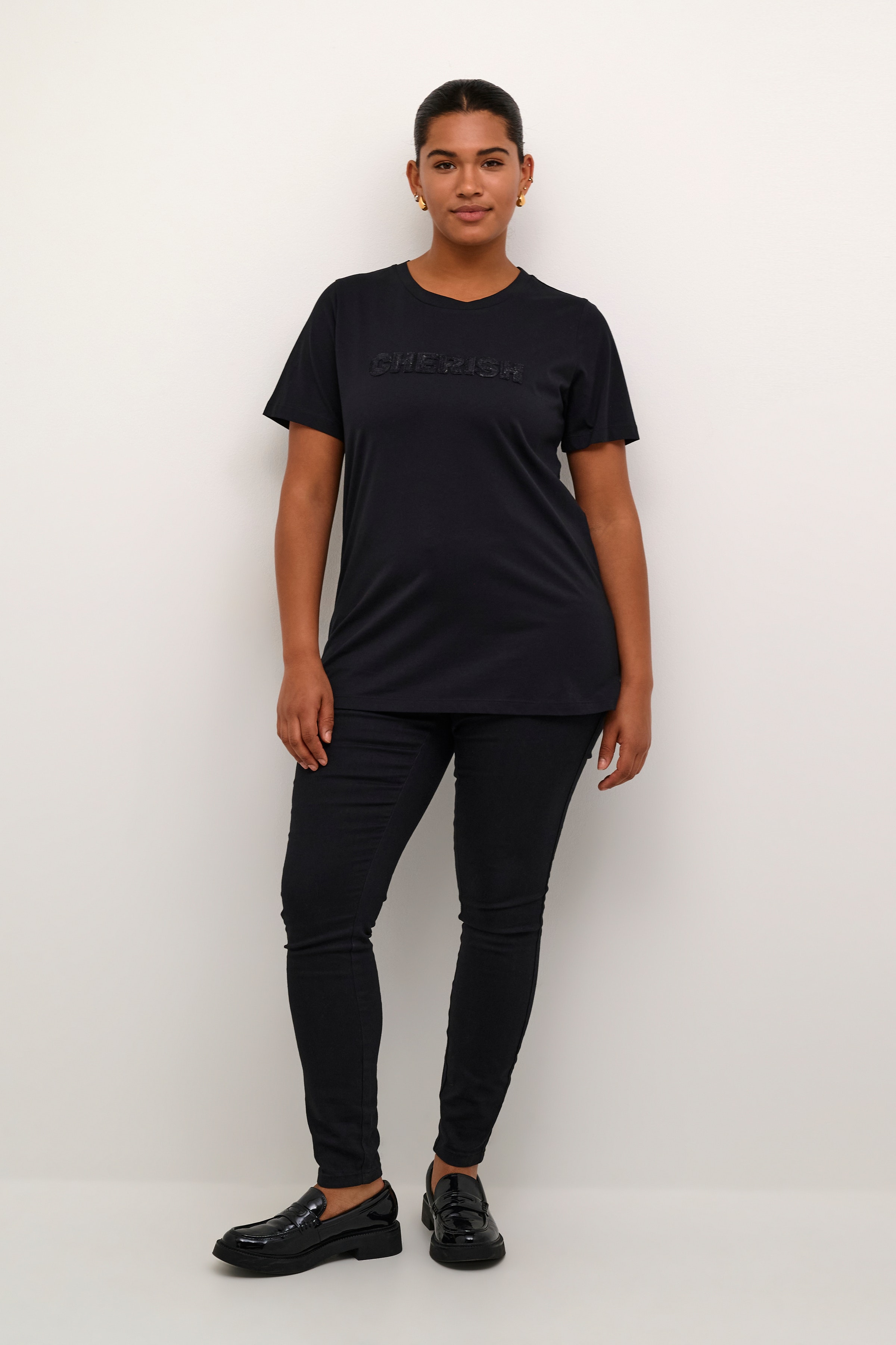 KCsandi T-shirt LOOKBOOK FRONT 10582637-100121