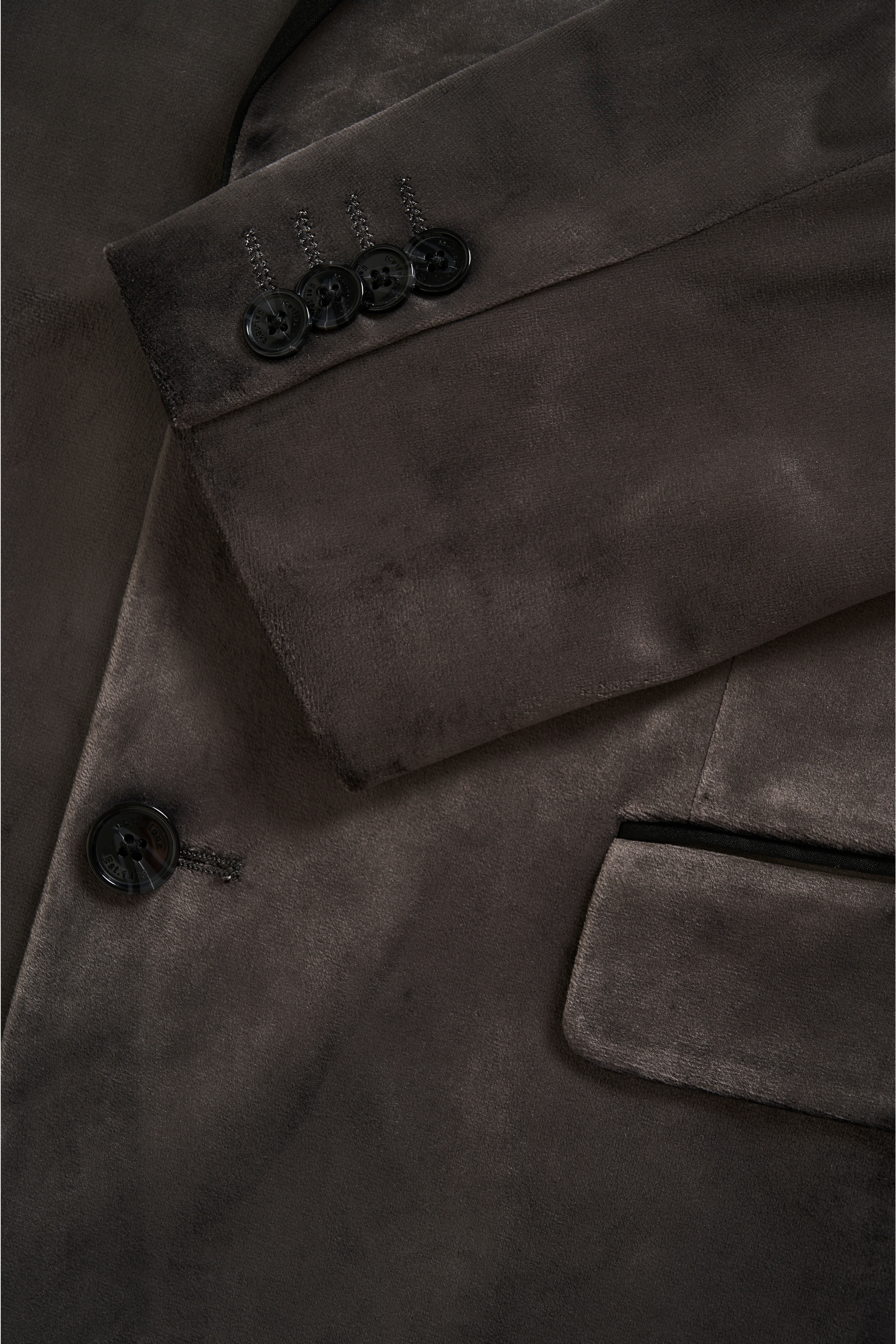 MAgeorge Velvet Blazer PACK DETAIL 30208787-190205