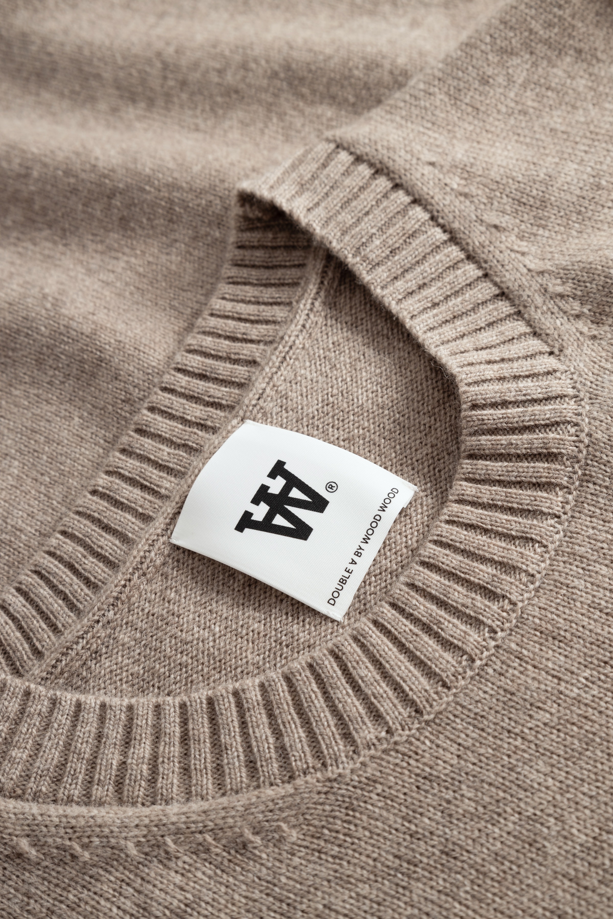 WWTay Lambswool Pullover PACK DETAIL 30251382-161109