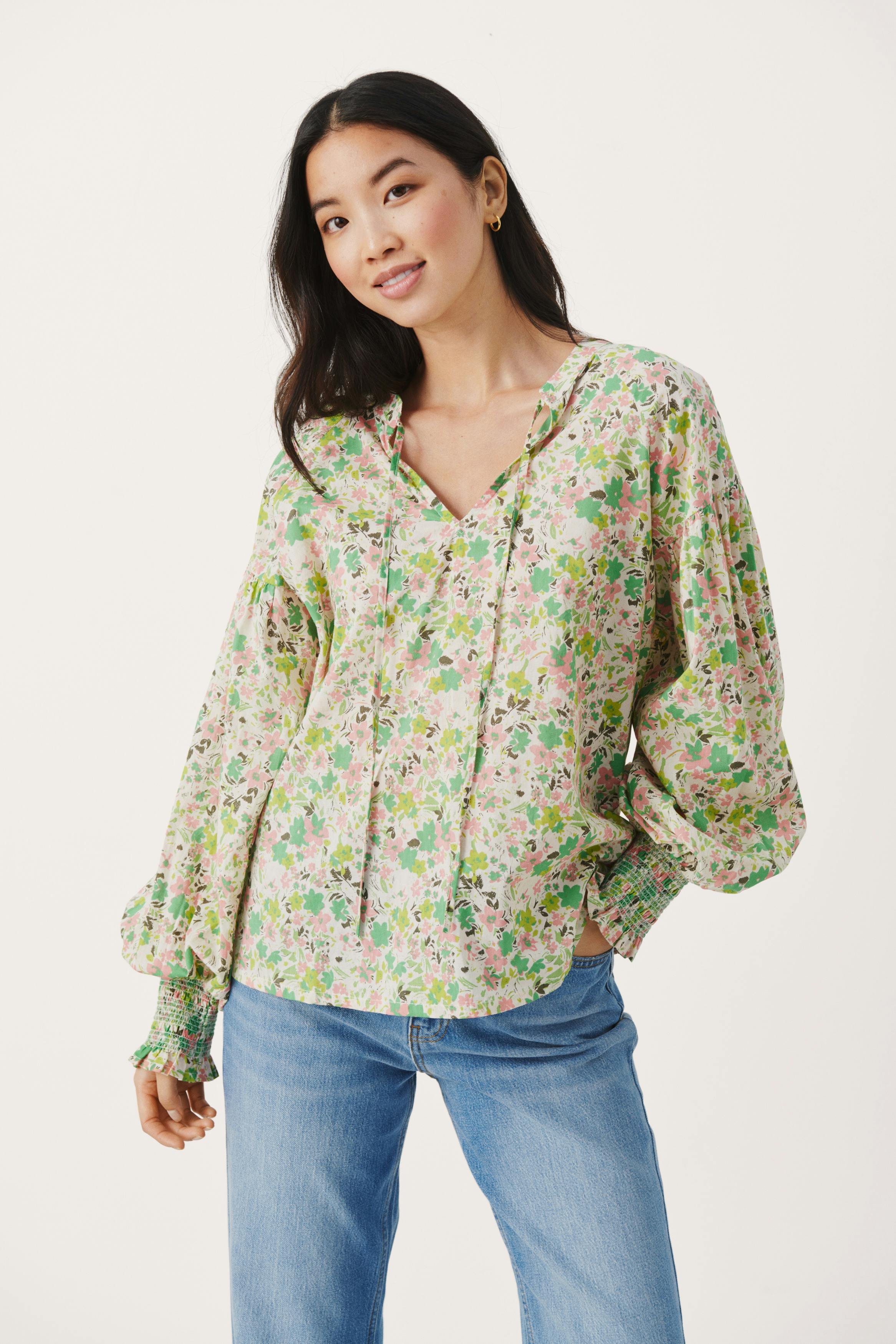 NamisPW Blouse LOOKBOOK FRONT 30307725-301888