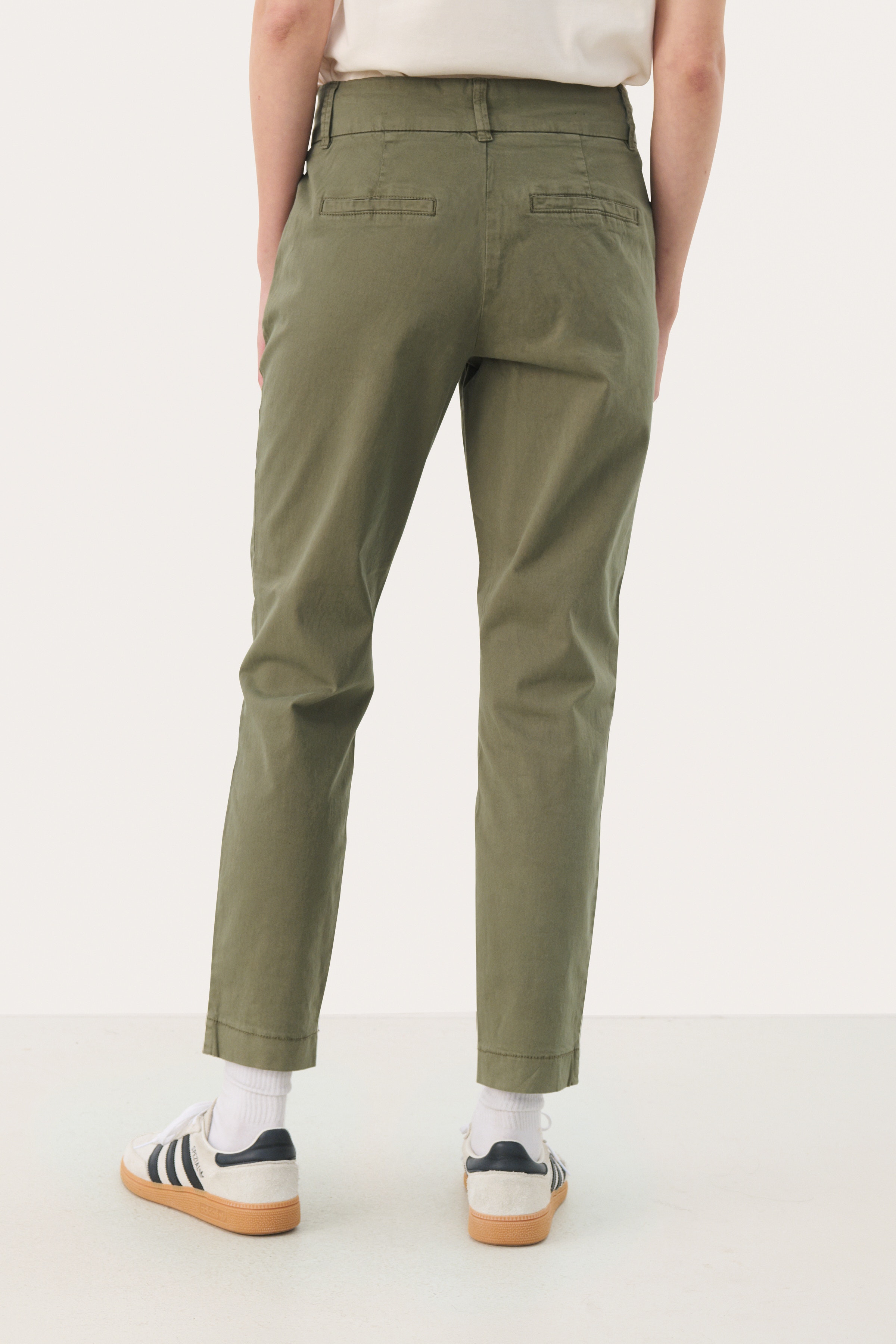 SoffysPW Trousers LOOKBOOK BACK 30305570-190510