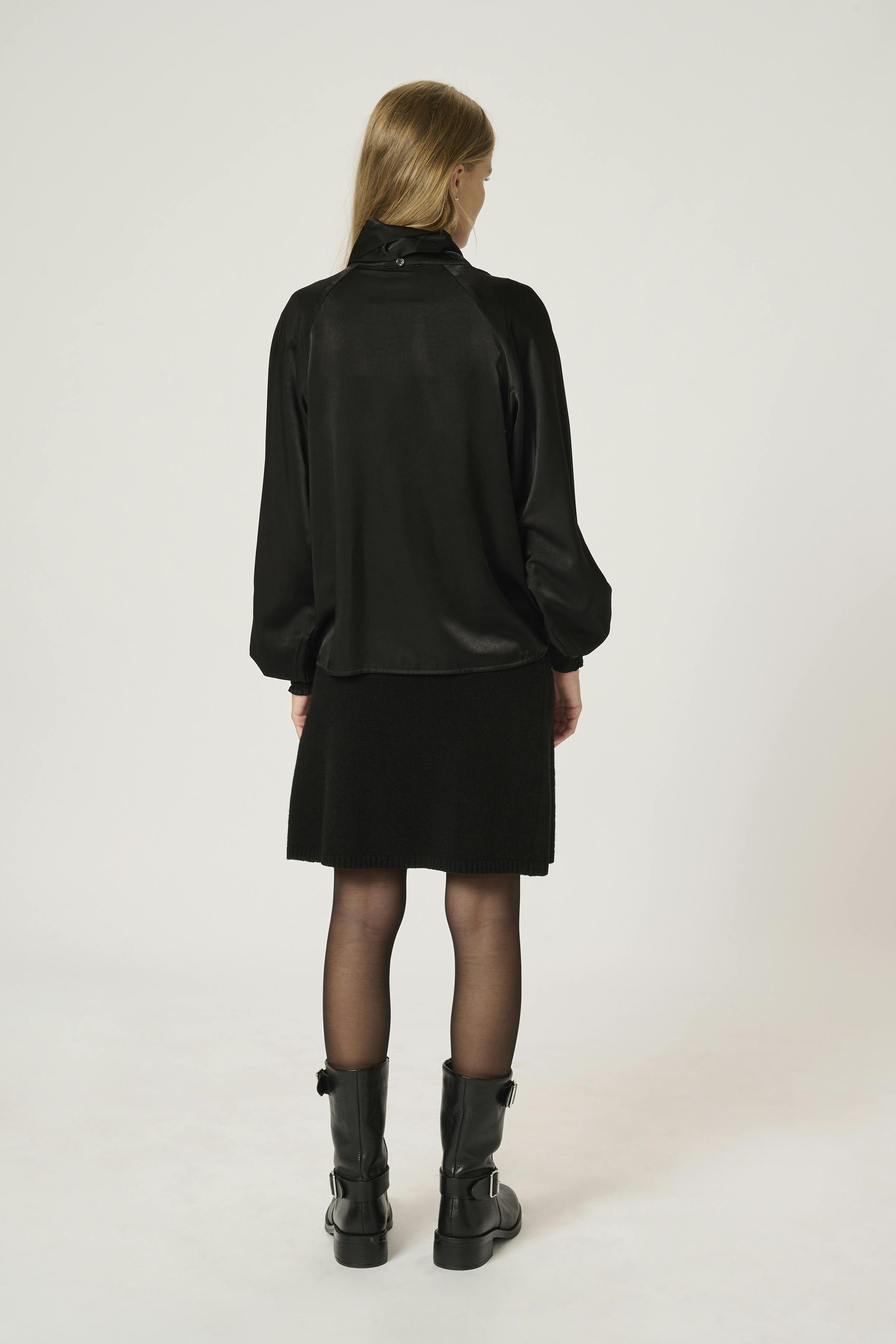 EstelleMW Blouse LOOKBOOK BACK 10704992-100031