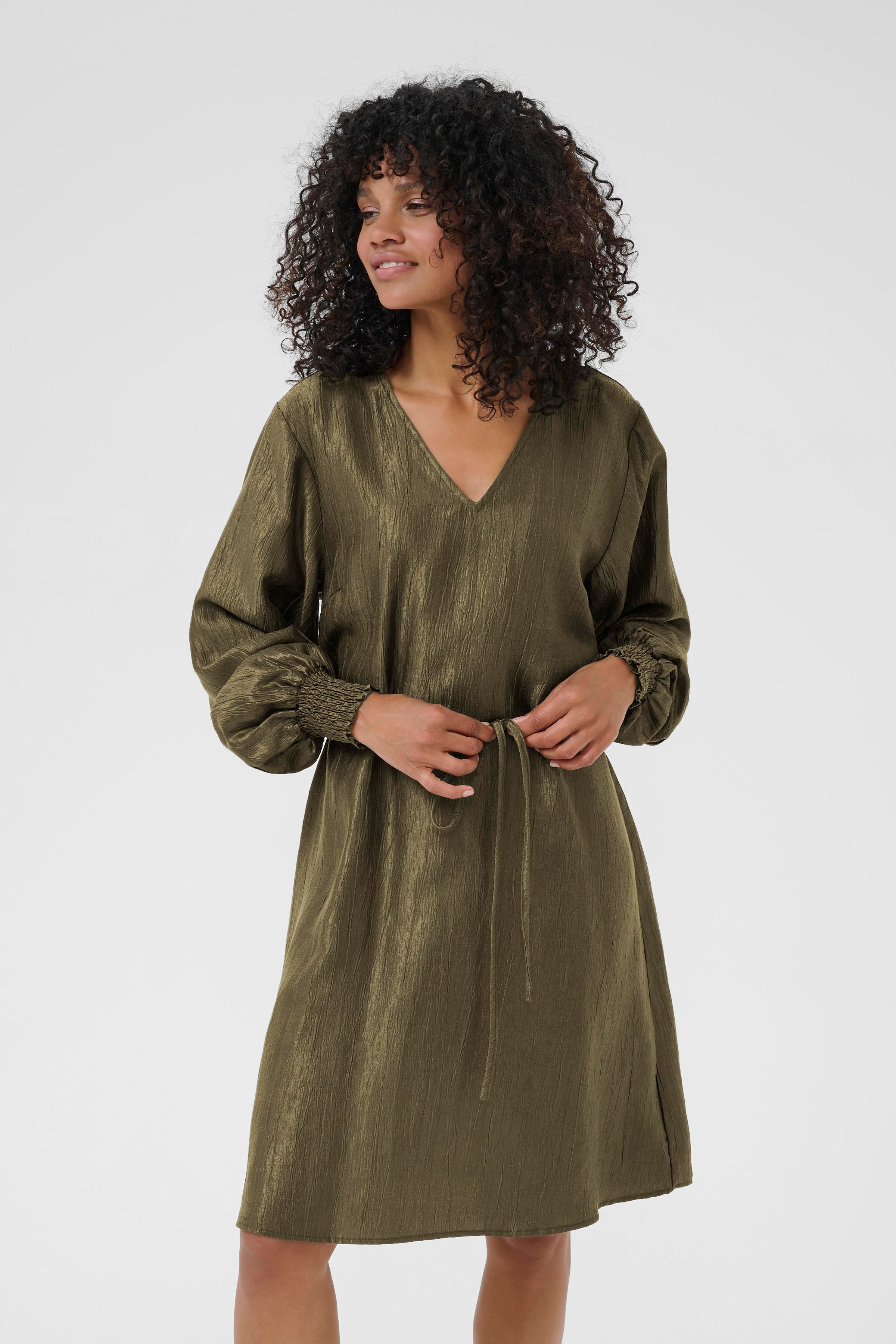 KArizz Kjole LOOKBOOK FRONT 10510988-190512