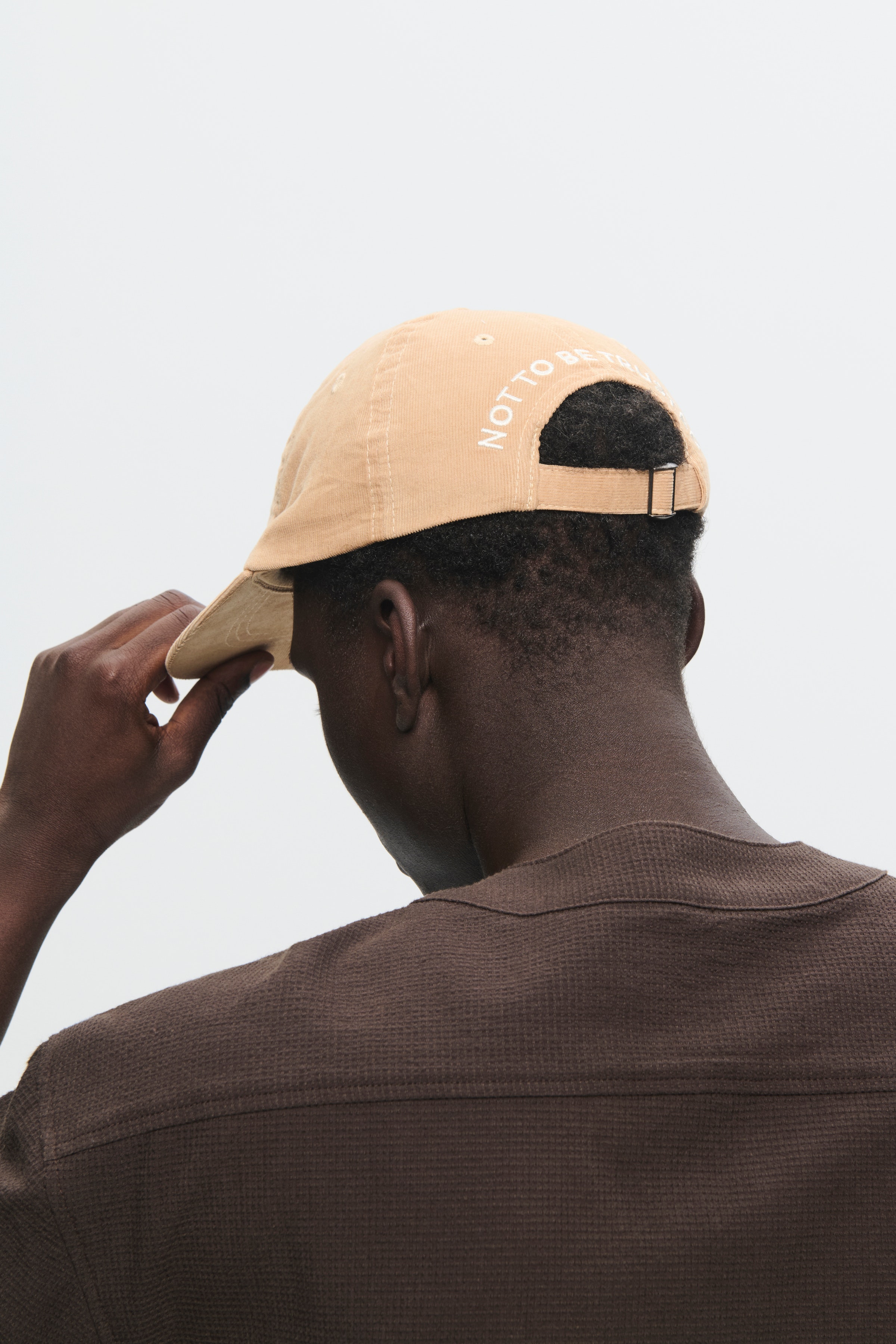 WWBob Fluweel Cap LOOKBOOK BACK 30250083-160920