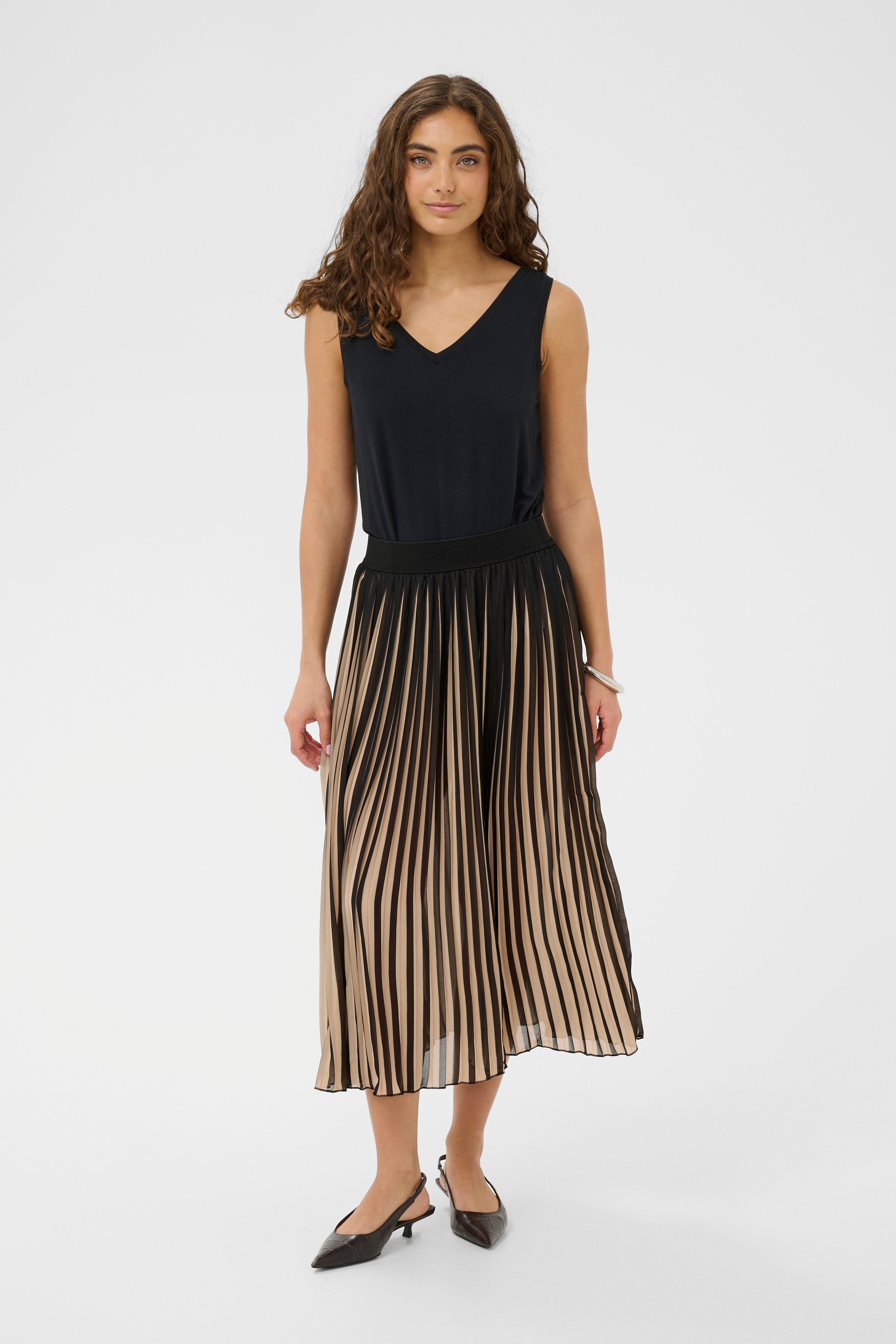 CUcarly Skirt LOOKBOOK FRONT 50110000-500012