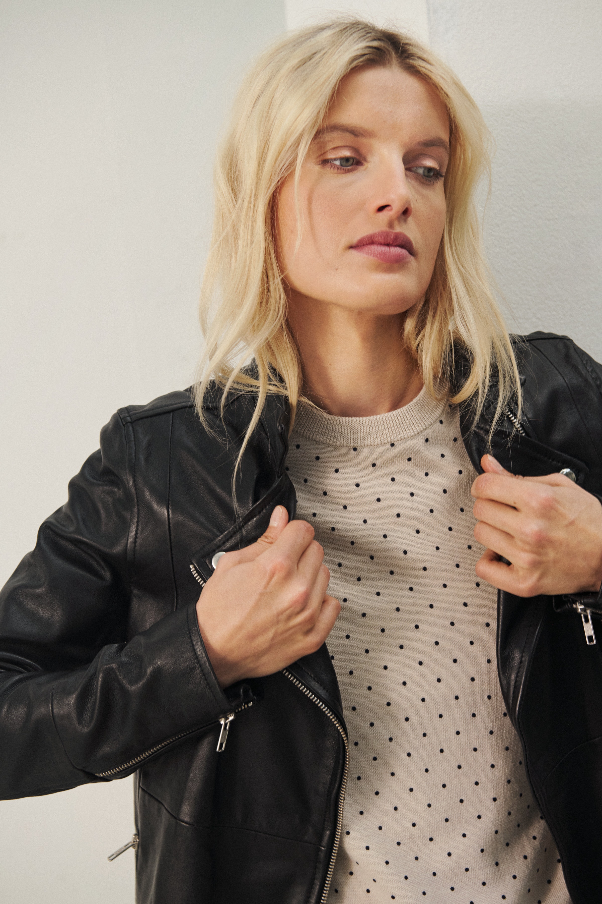 FrancesPW Ytterplagg LOCATION NONE 30305718-194008