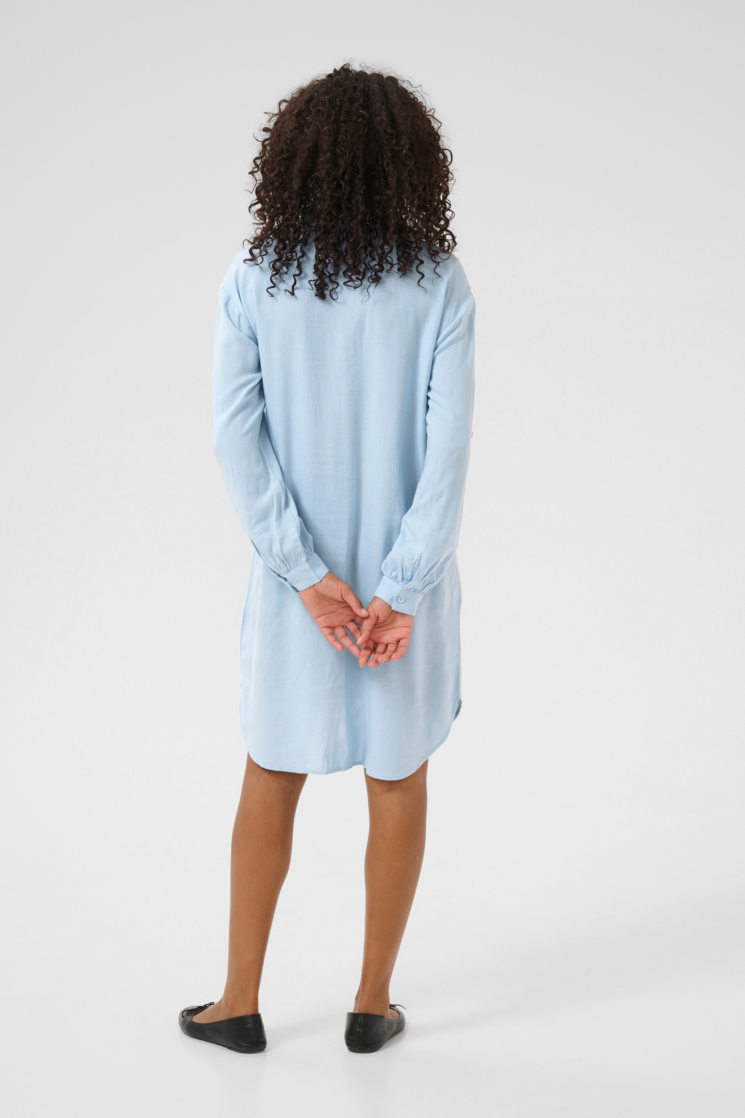 KAmilia Lin skjorte LOOKBOOK BACK 10508311-164016