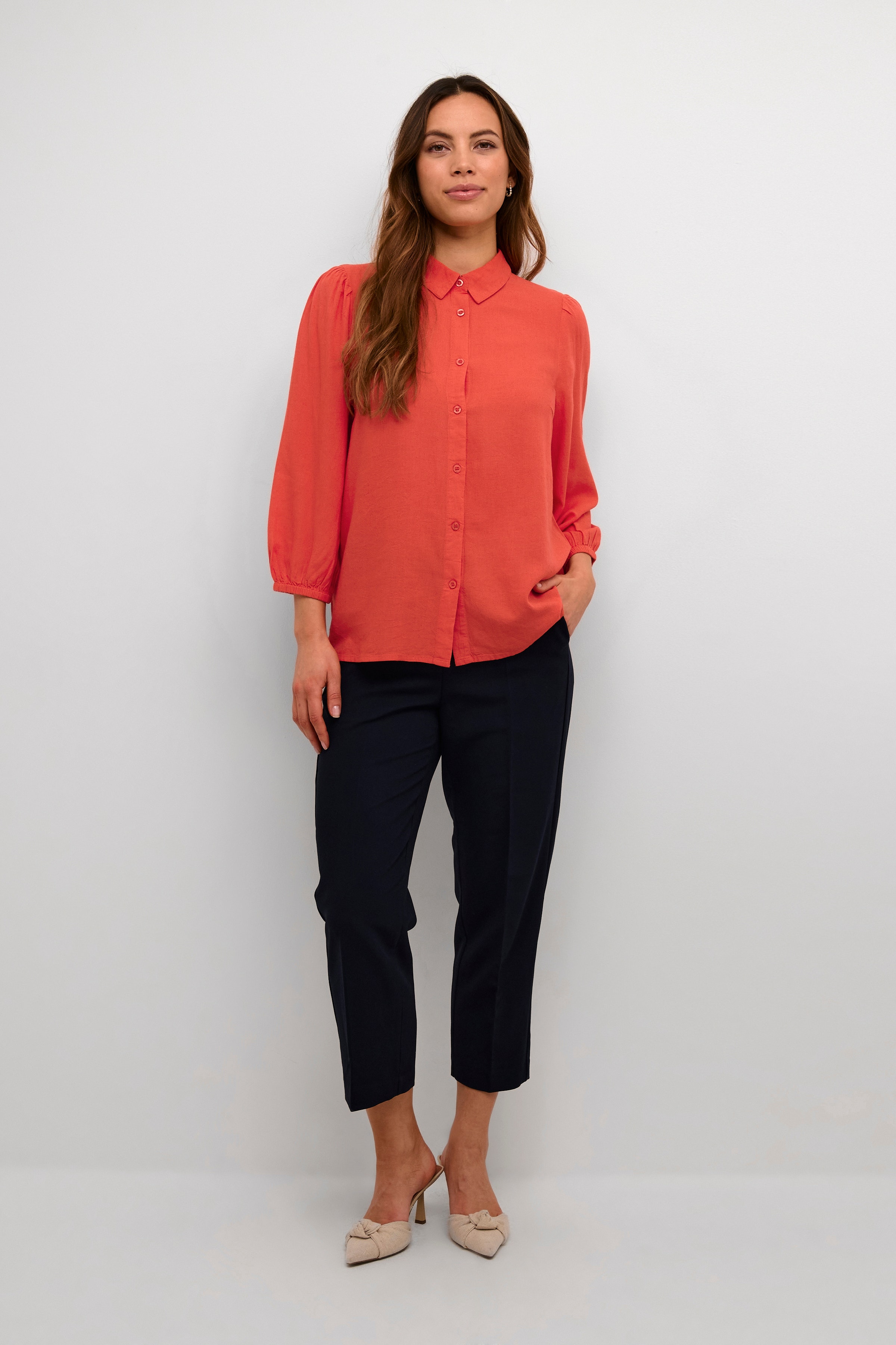 KAmilia Shirt LOOKBOOK FRONT 10508361-181651