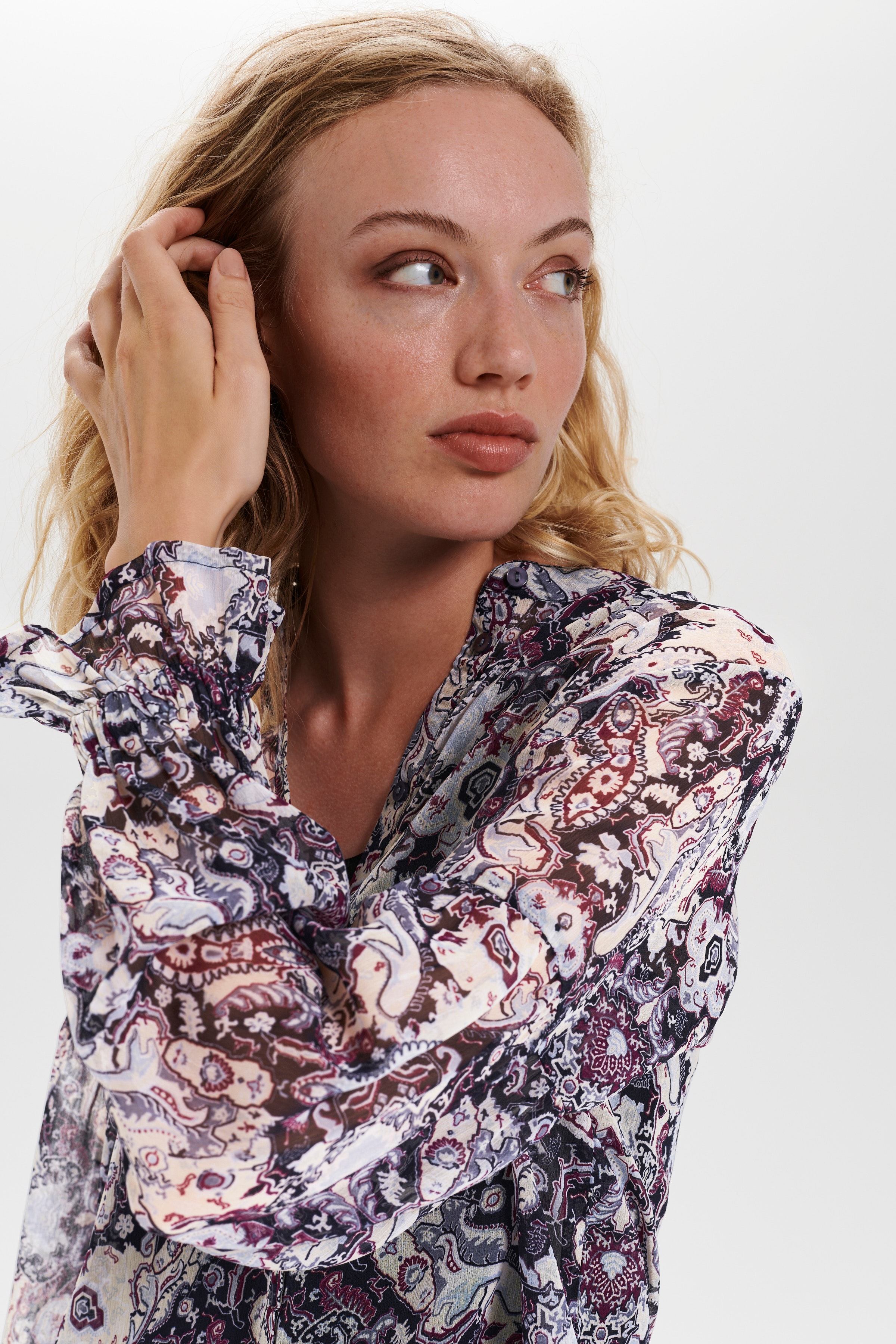 Långärmad skjorta LOOKBOOK DETAIL 30511558-600295