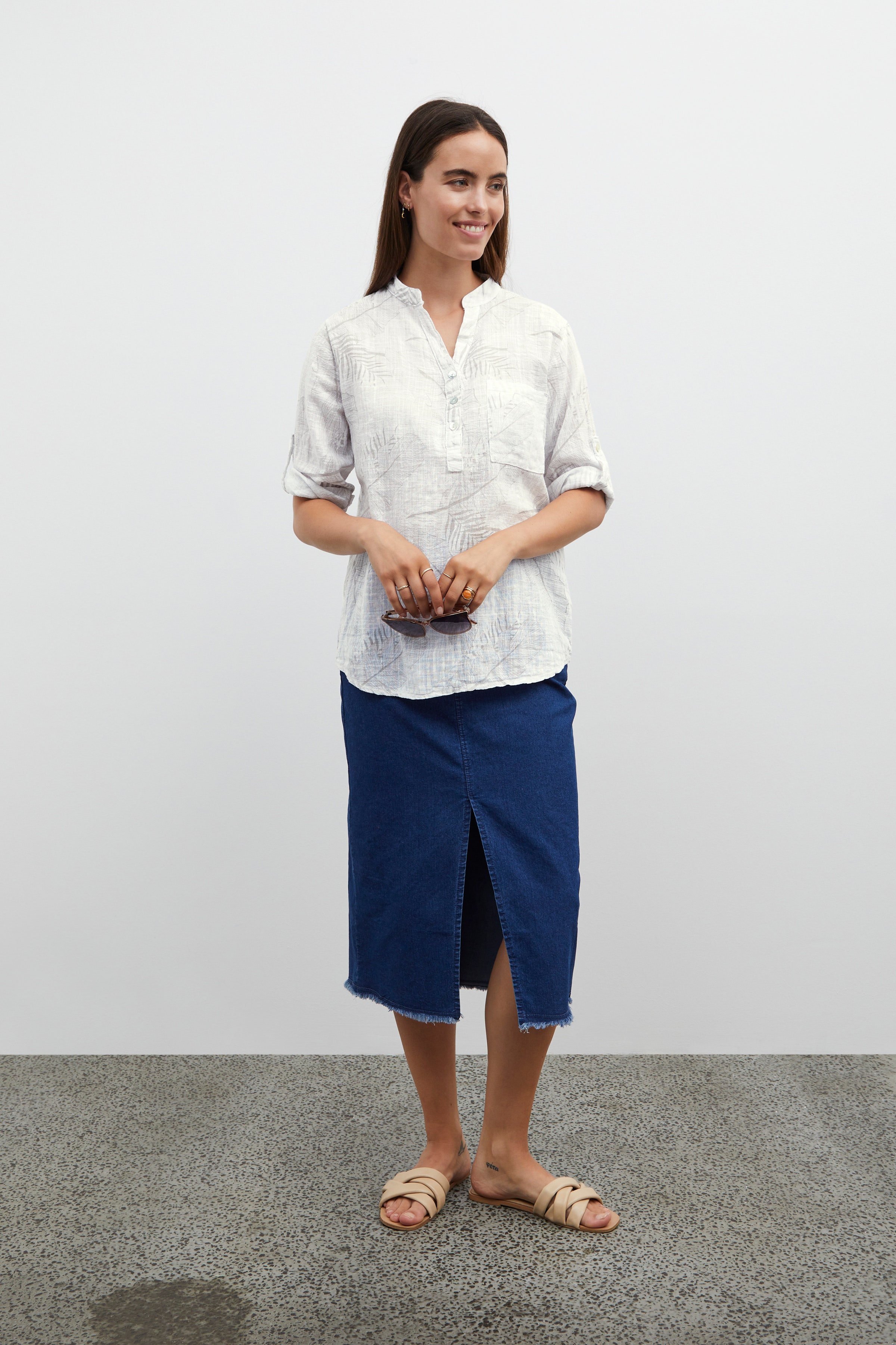 SBALEXA Bluse LOOKBOOK FRONT 22100240-110602