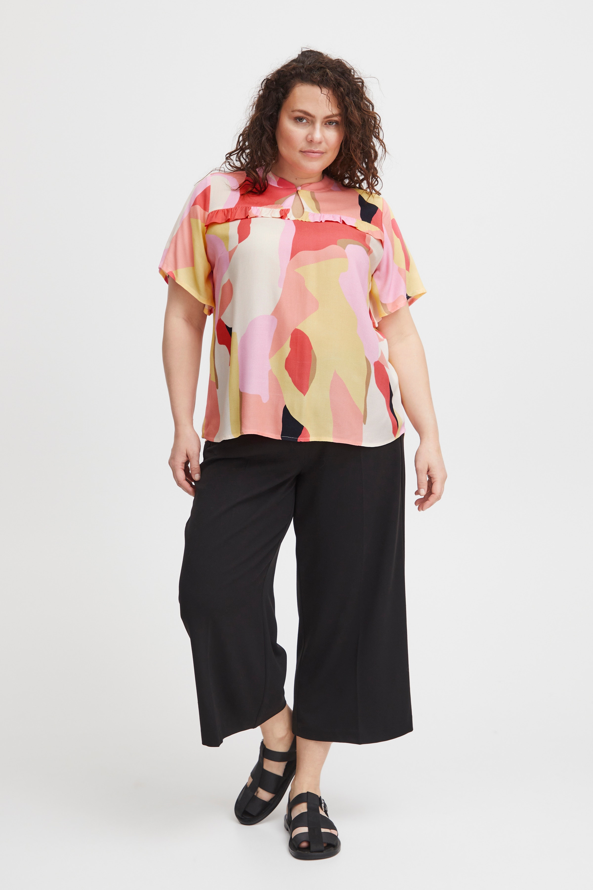 FPBLOCK Bluse LOOKBOOK FRONT 20612300-202102