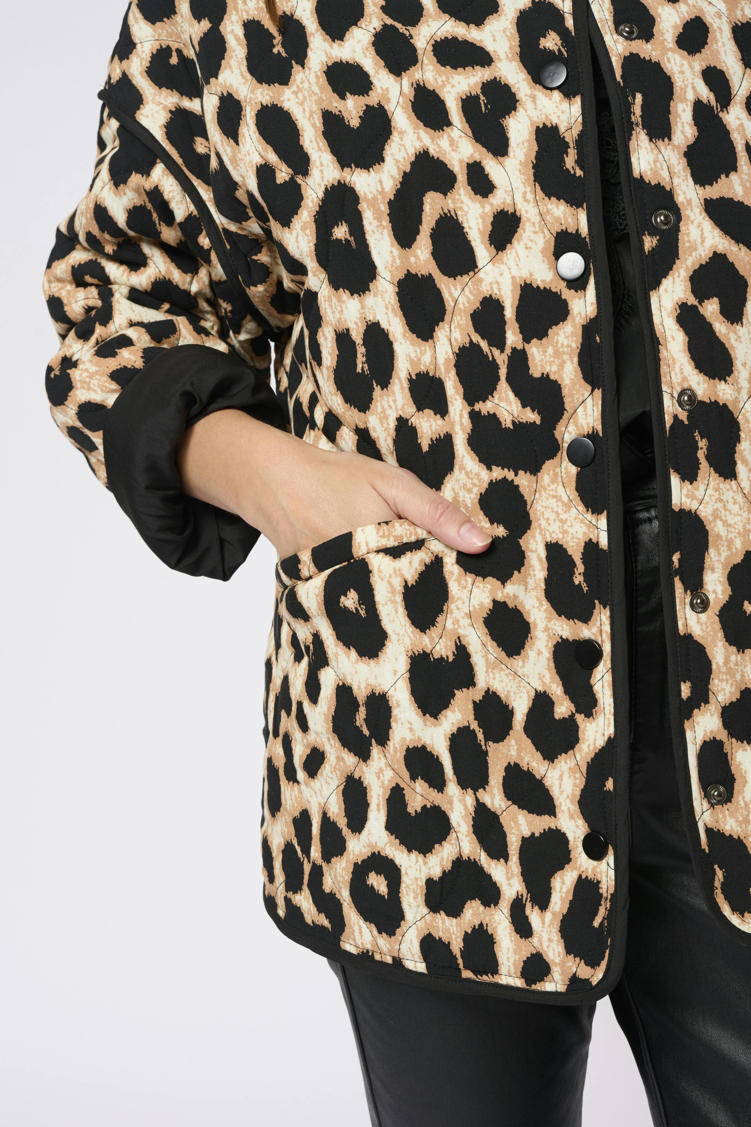 CROtiva Leopard Jacke LOOKBOOK DETAIL 10613716-107494