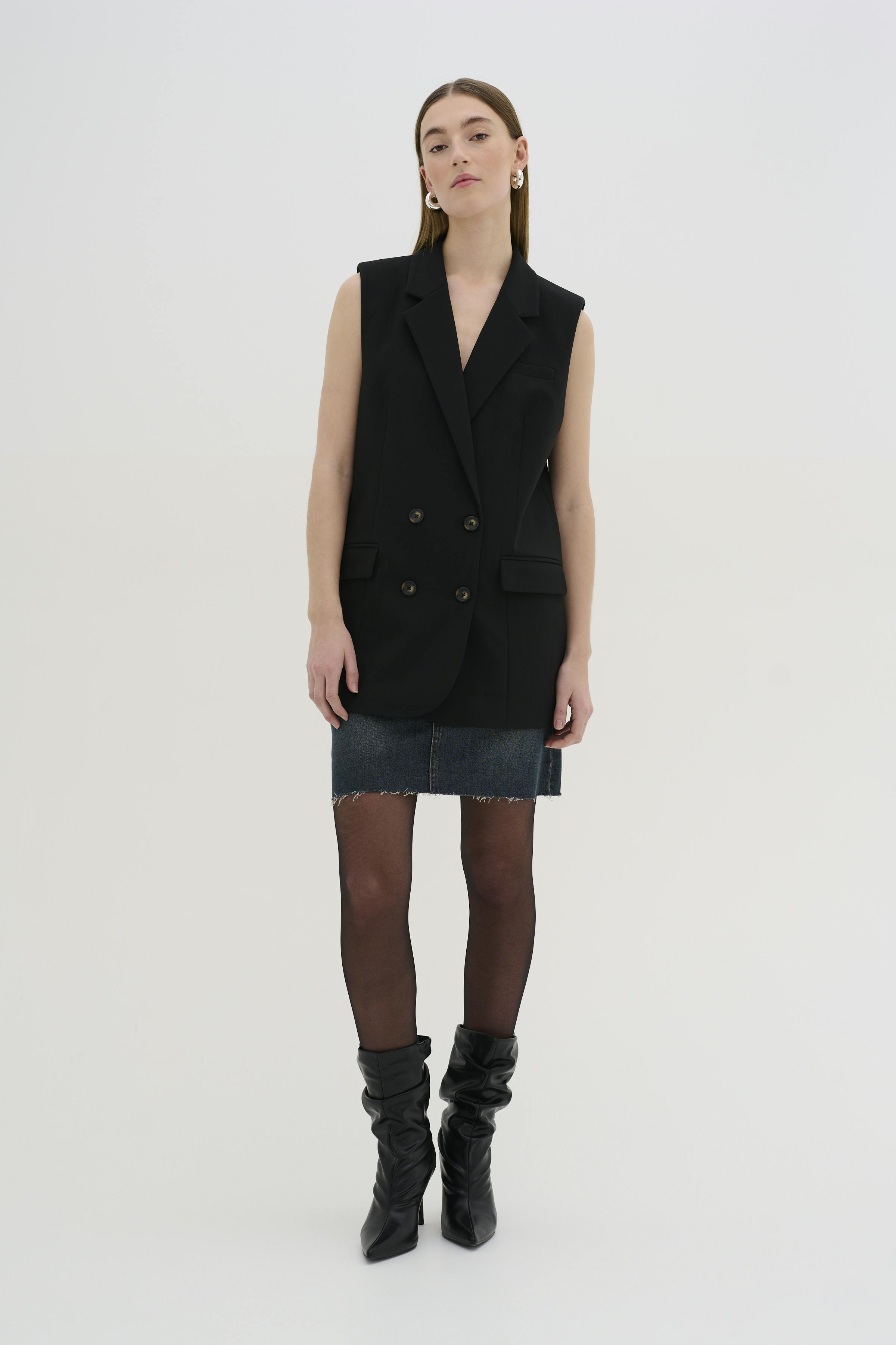 MilanMW Vest LOOKBOOK FRONT 10704872-100031