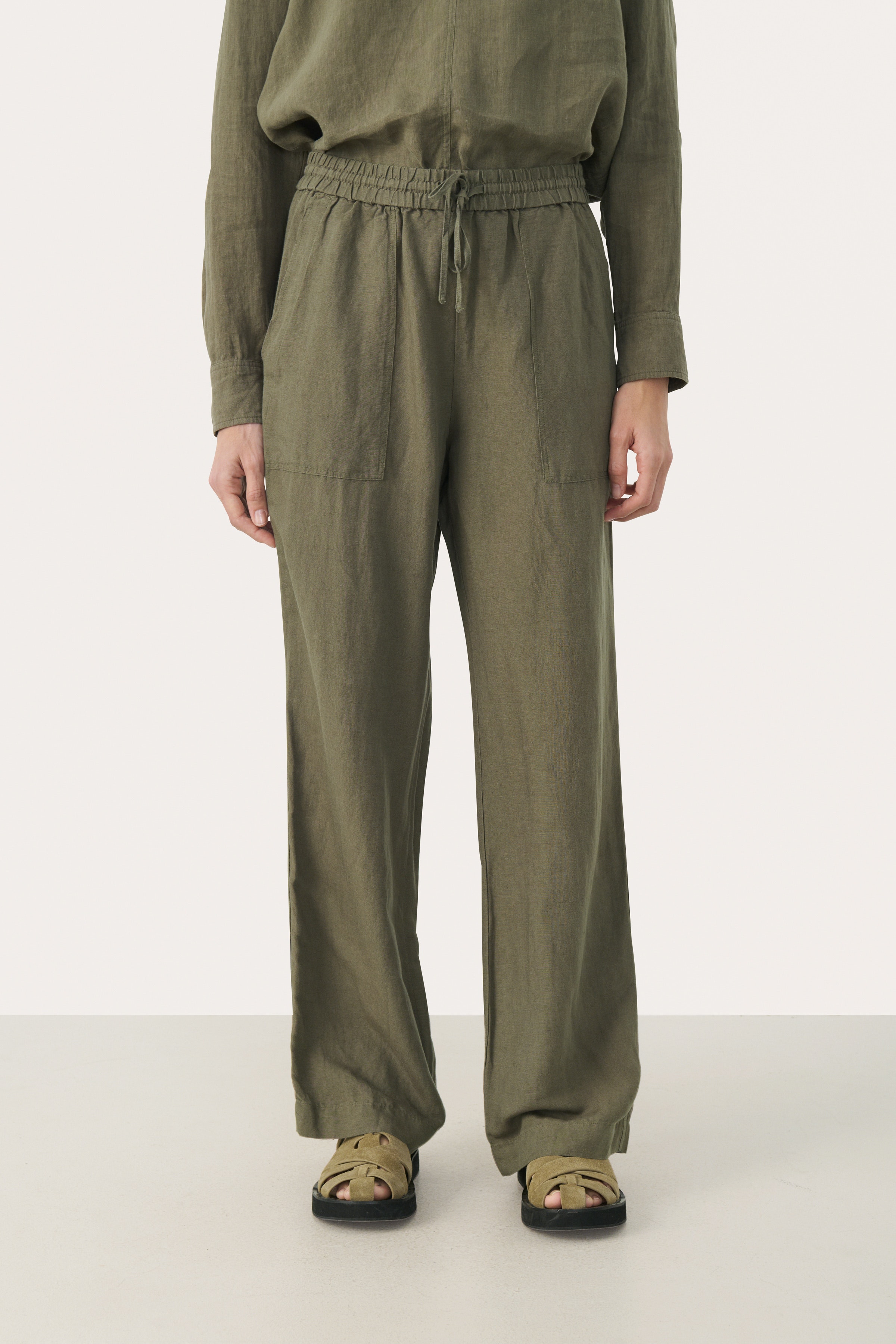 EniolaPW Broek LOOKBOOK FRONT 30309566-190510