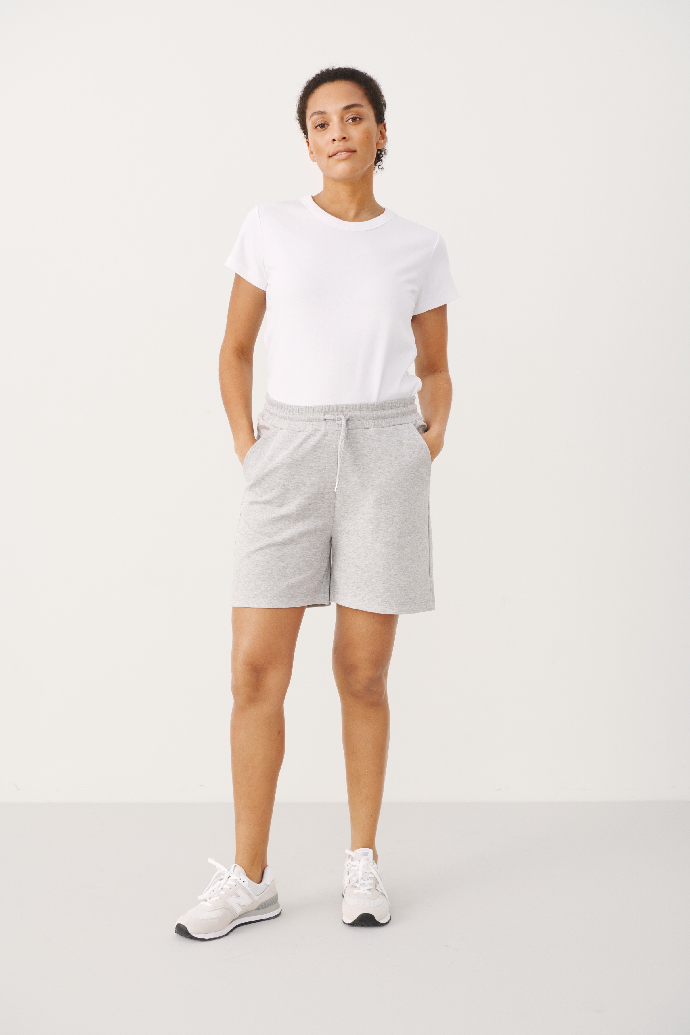 Shorts LOOKBOOK FRONT 30306162-1715001