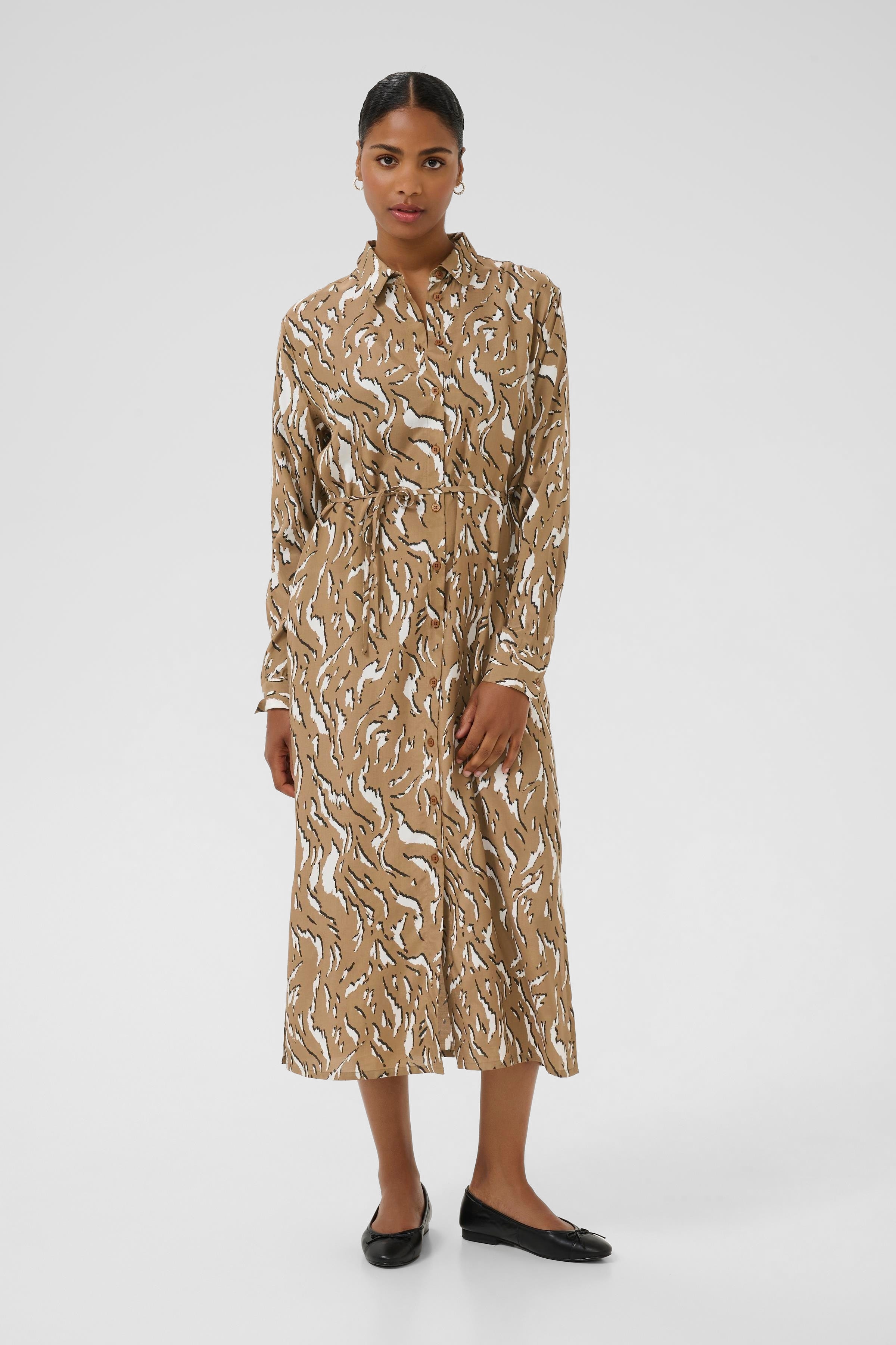 KAmille Kjole LOOKBOOK FRONT 10510518-108184