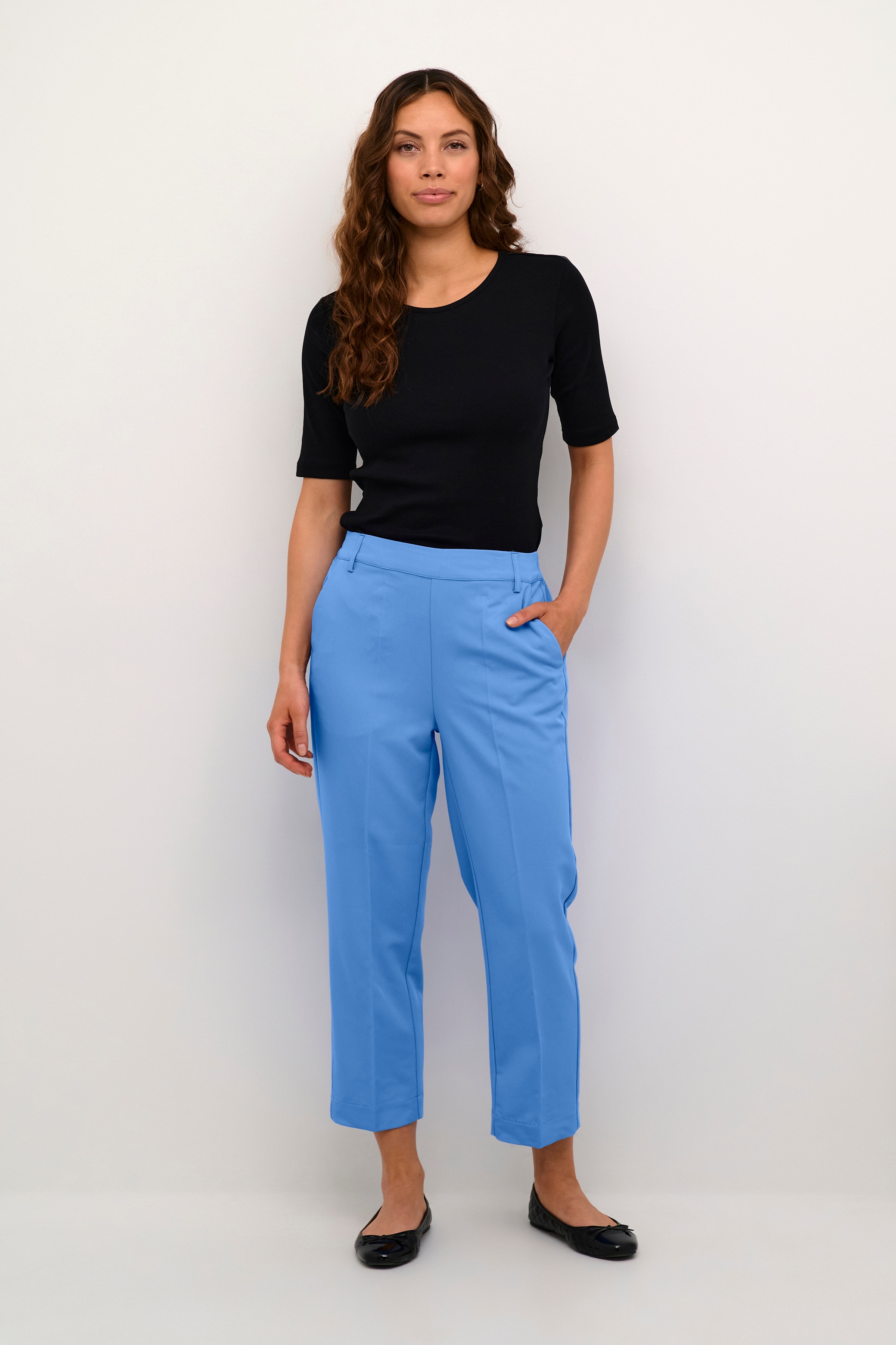 KAsakura Trousers LOOKBOOK FRONT 10506127-174037