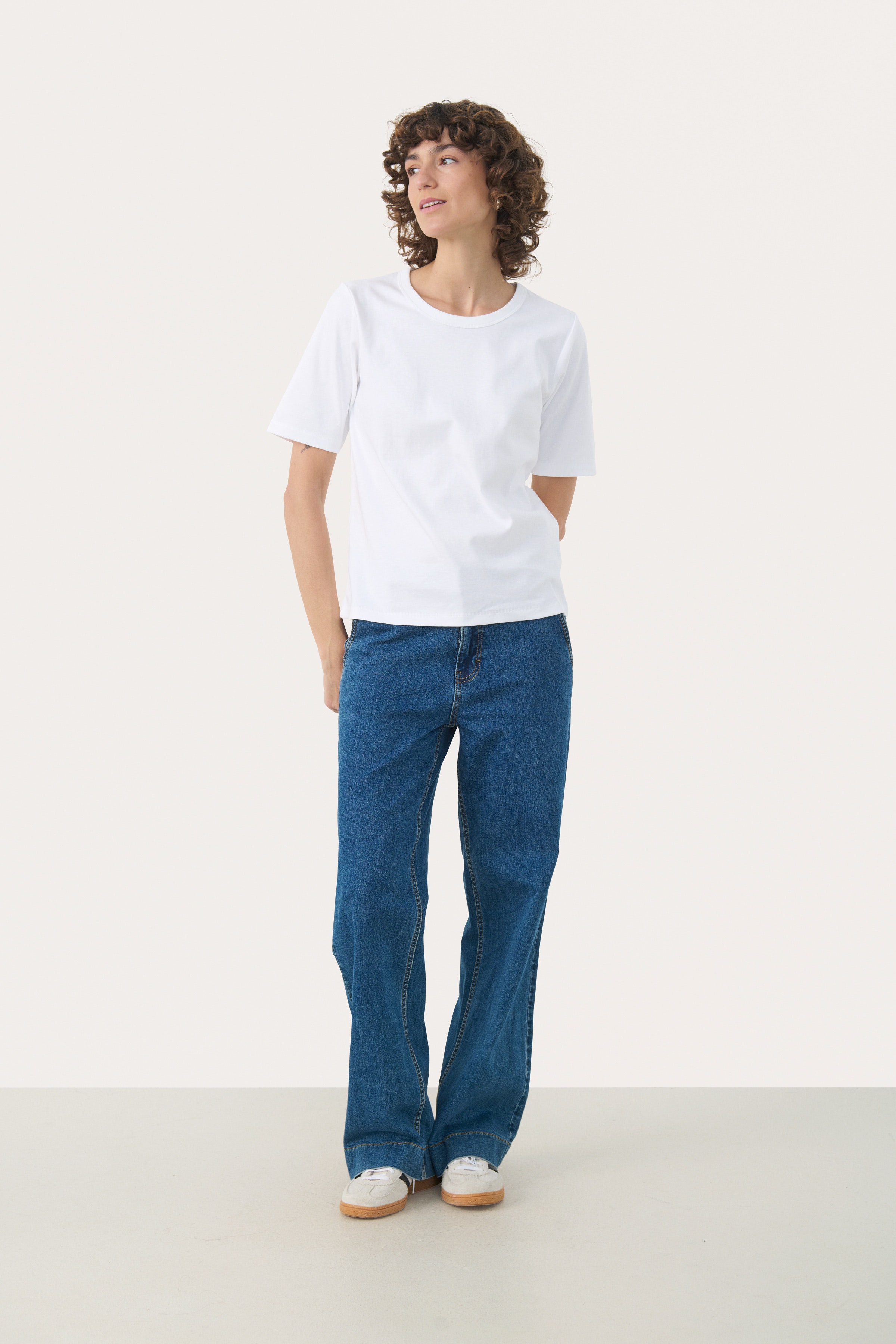 RatanaPW T-shirt LOOKBOOK FRONT 30309870-110601