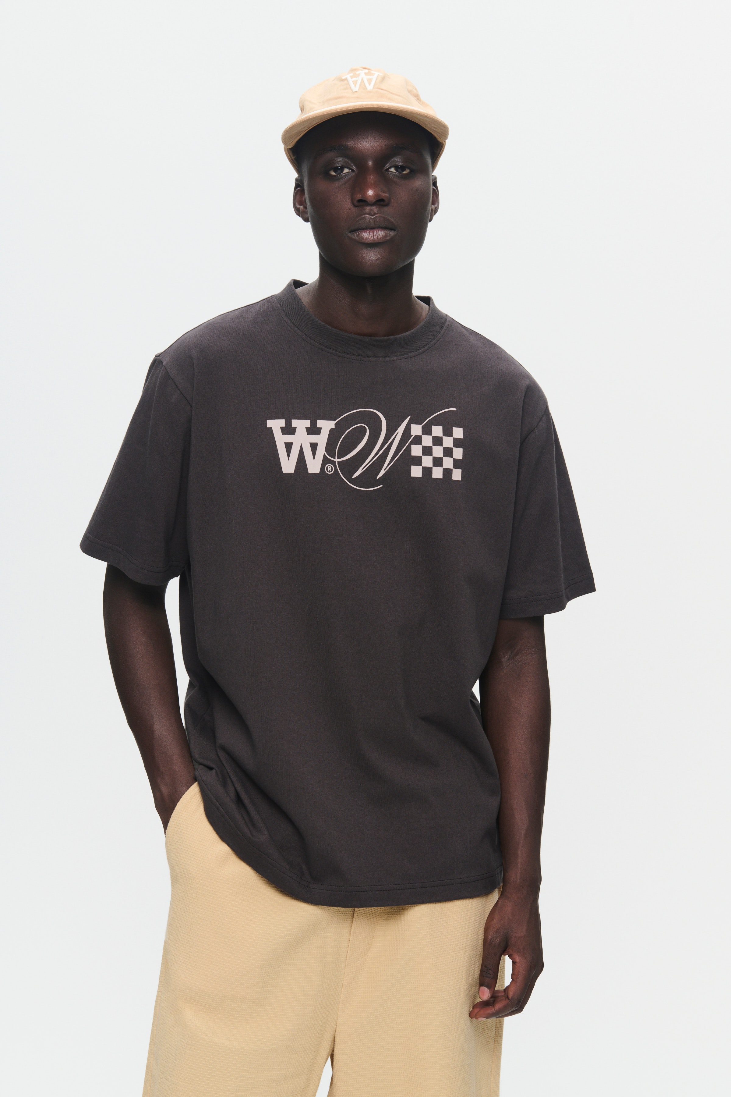 WWAce Signature T-shirt LOOKBOOK FRONT 30250070-191102