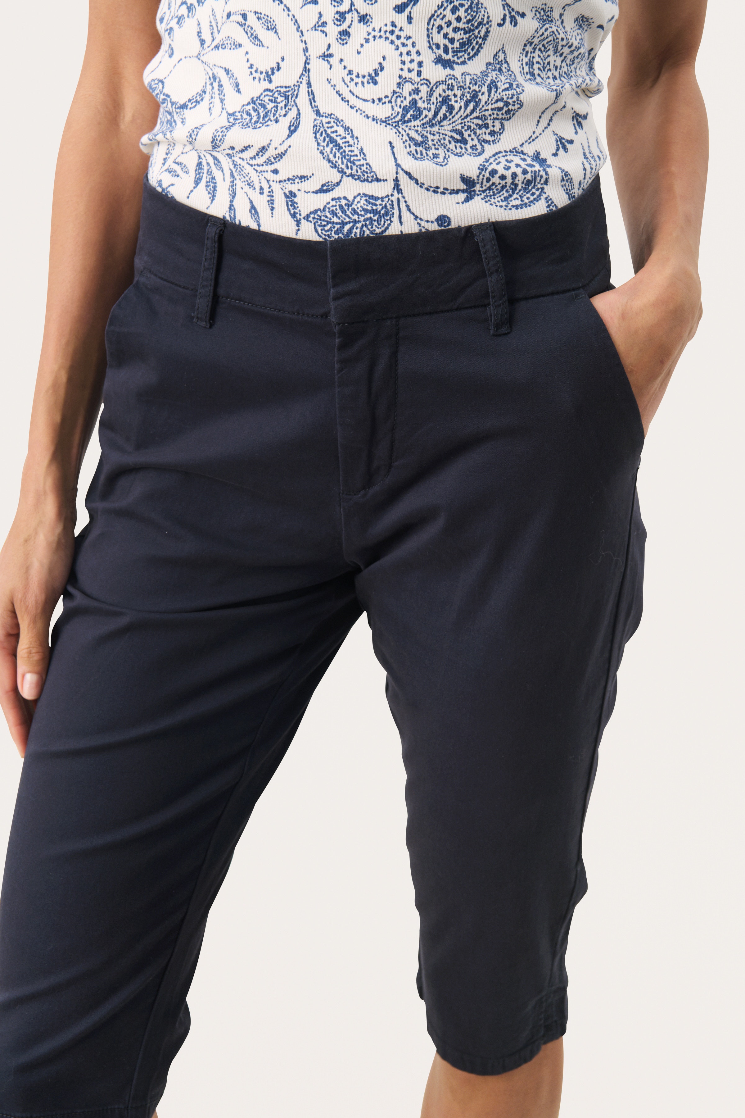 RenataPW Capri bukser LOOKBOOK DETAIL 30309607-194013