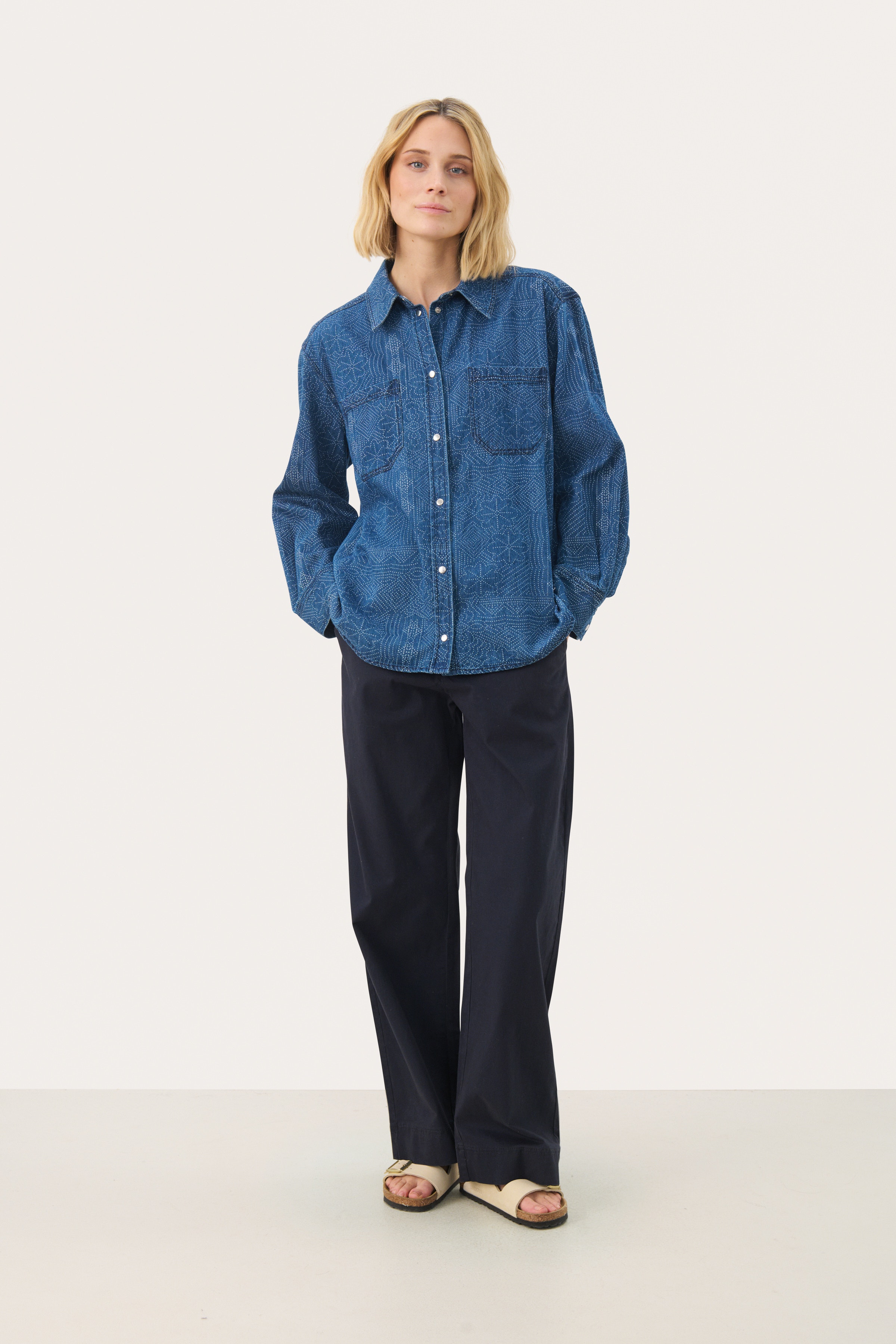 TeresaPW Shirt LOOKBOOK FRONT 30309802-303961