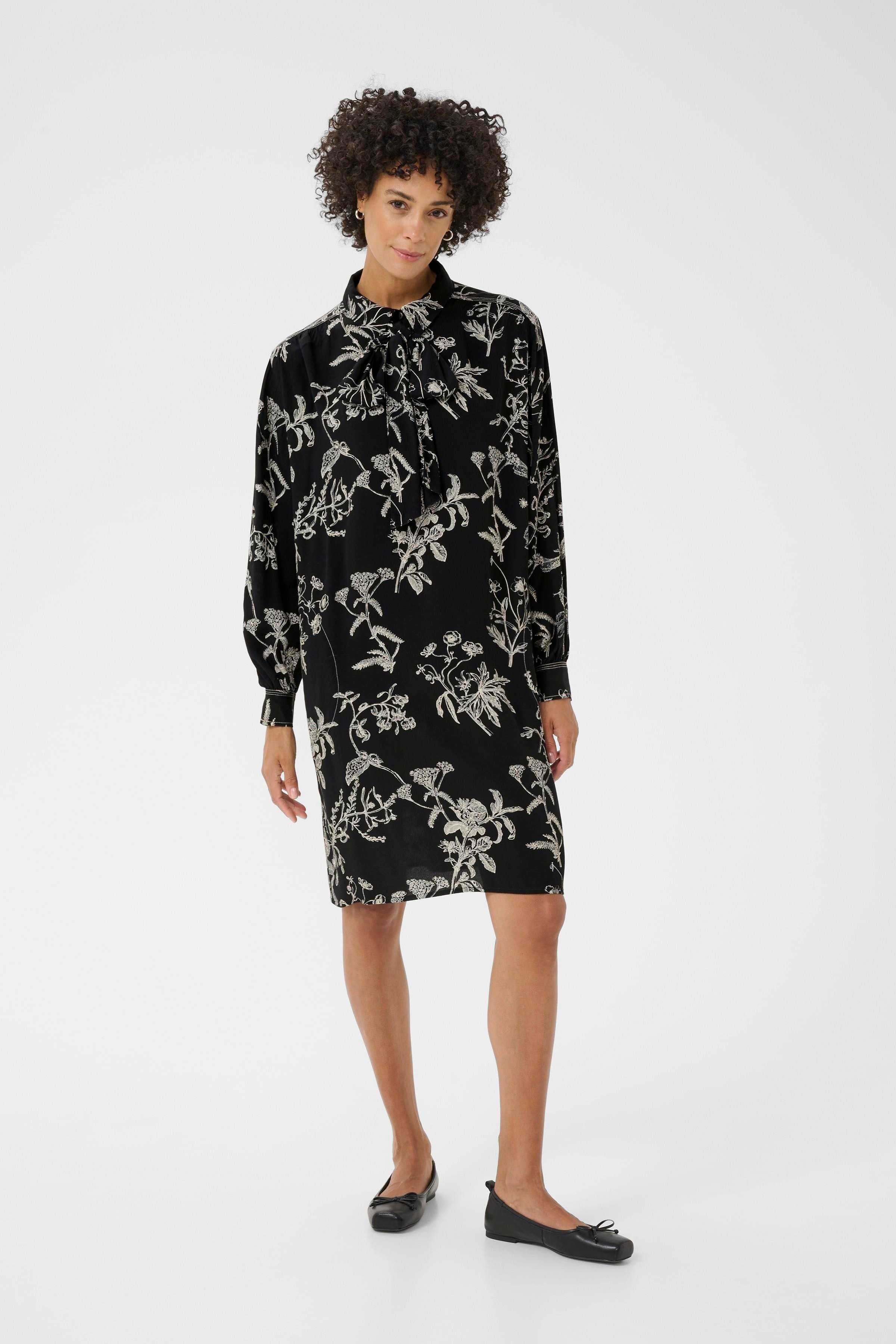 SanesPW Kjole LOOKBOOK FRONT 30310007-304209