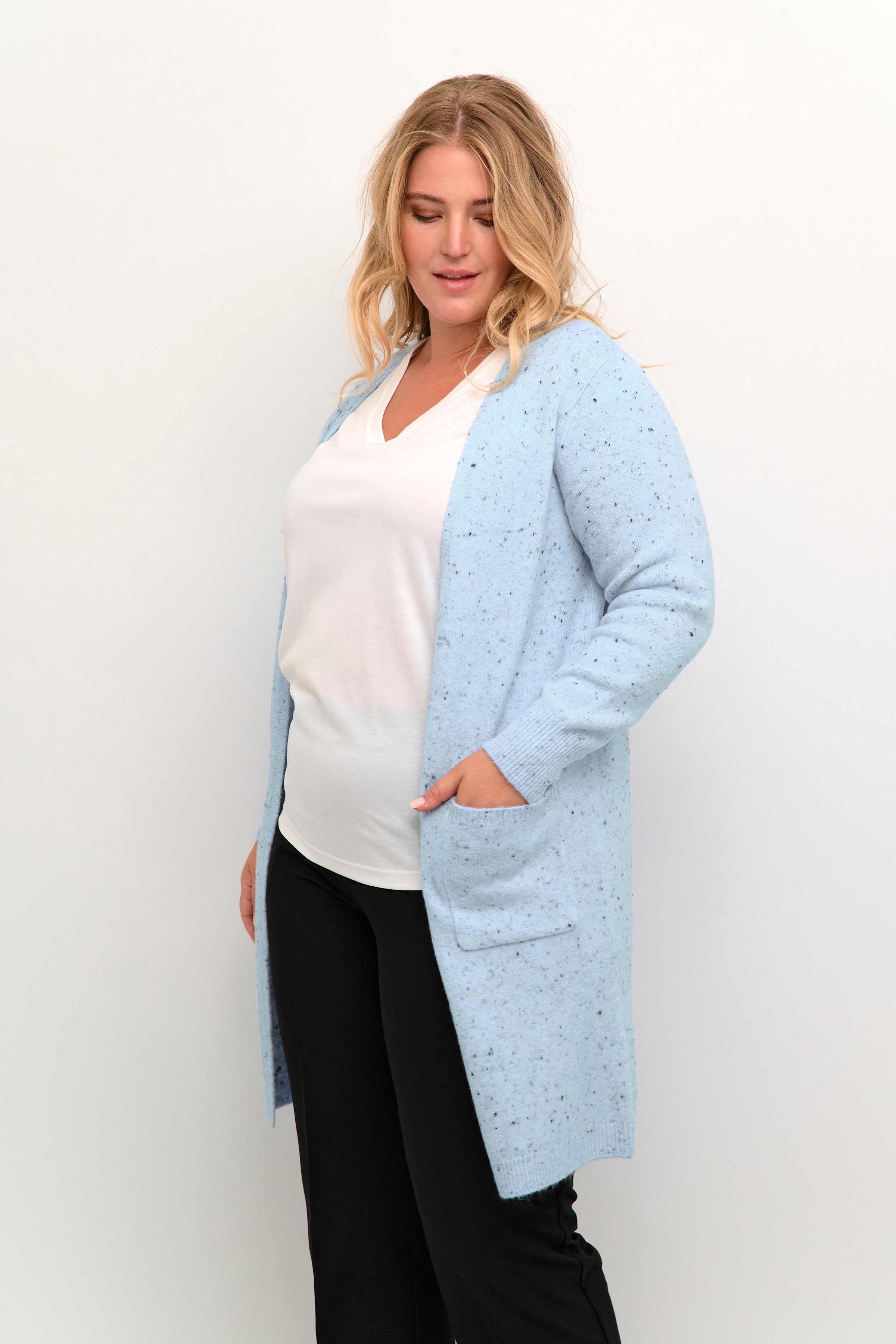 KCliva Cardigan LOOKBOOK FRONT 10582019-105262