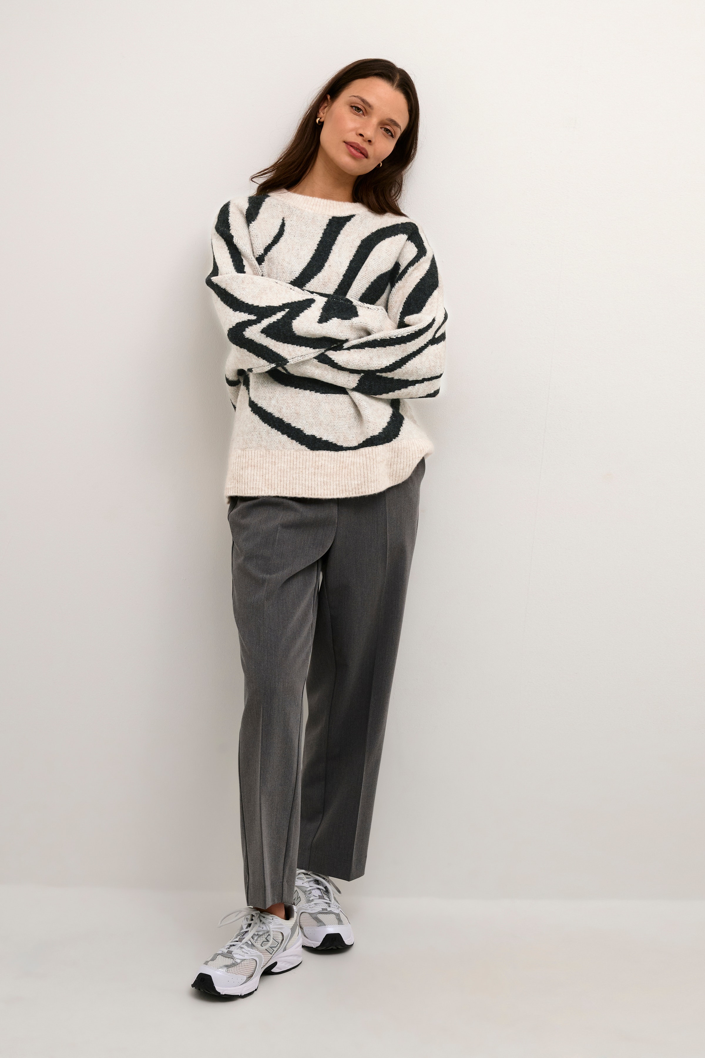KAbirthe Pullover LOOKBOOK FRONT 10508073-105073
