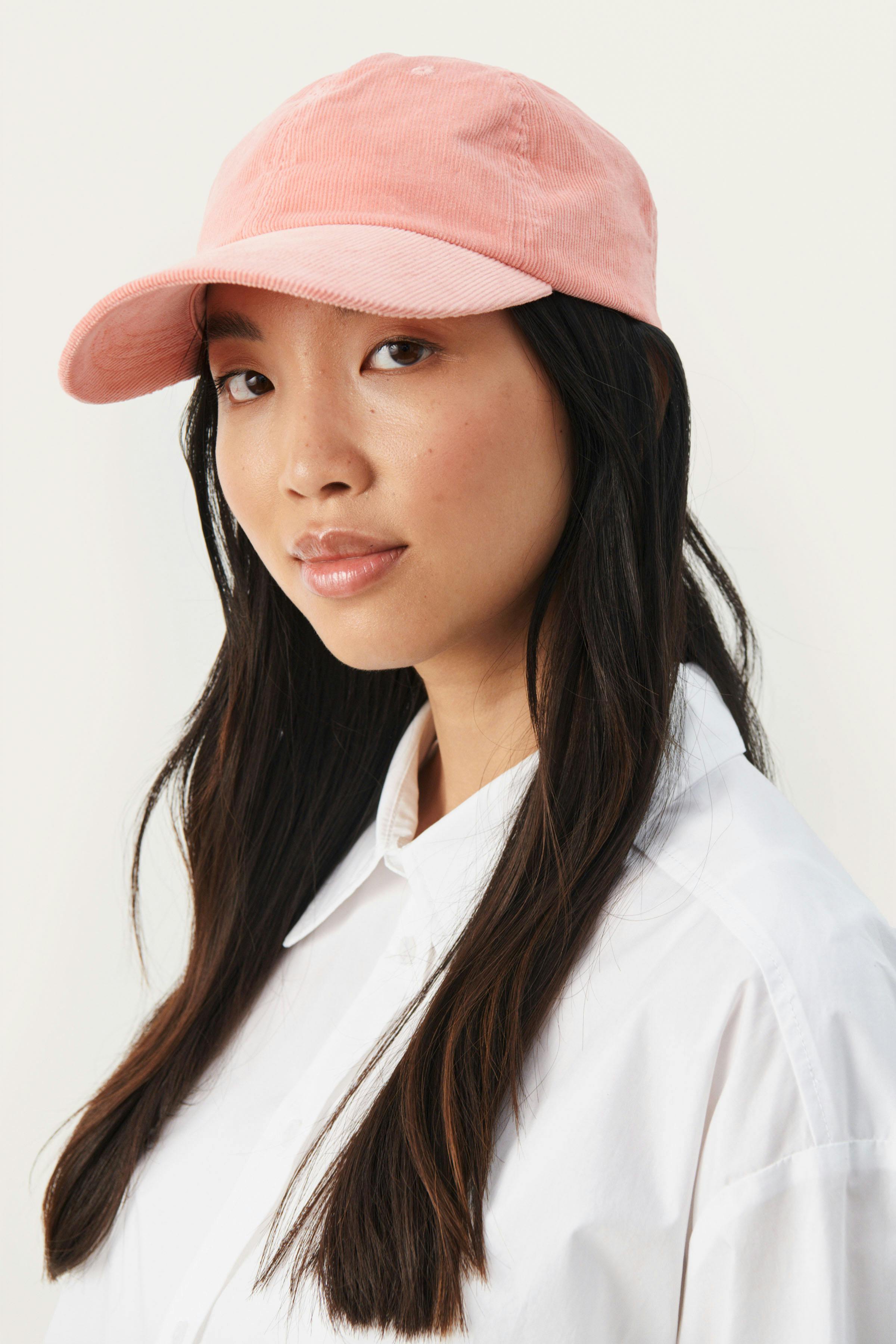 FatanaPW Cap LOOKBOOK FRONT 30308355-161520