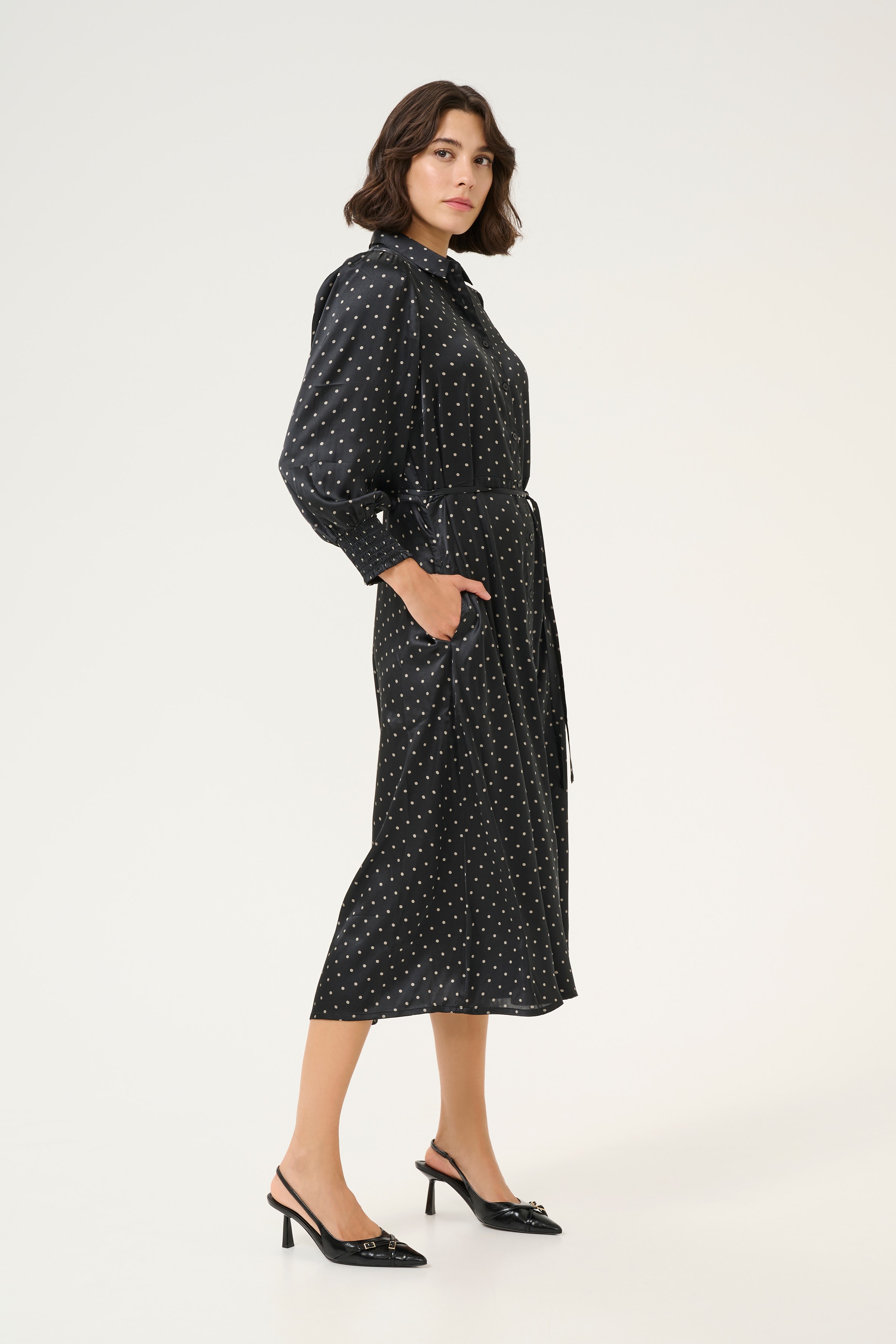 KAamina Kjole LOOKBOOK FRONT 10510020-107532